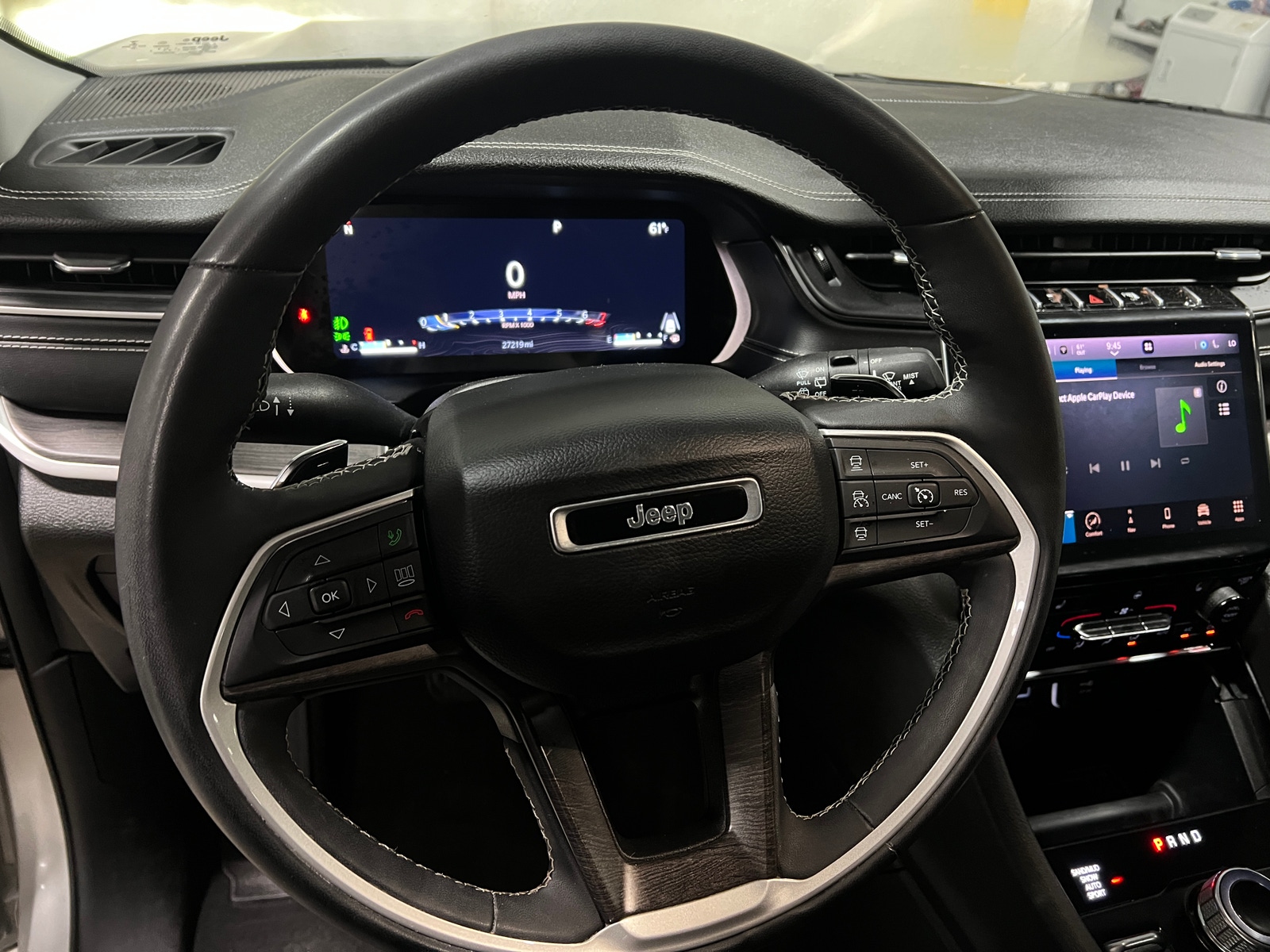 Thumbnail: 2023 Jeep Grand Cherokee L - 4