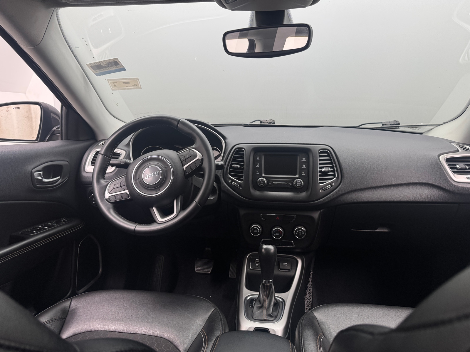 Thumbnail: 2018 Jeep Compass - 3