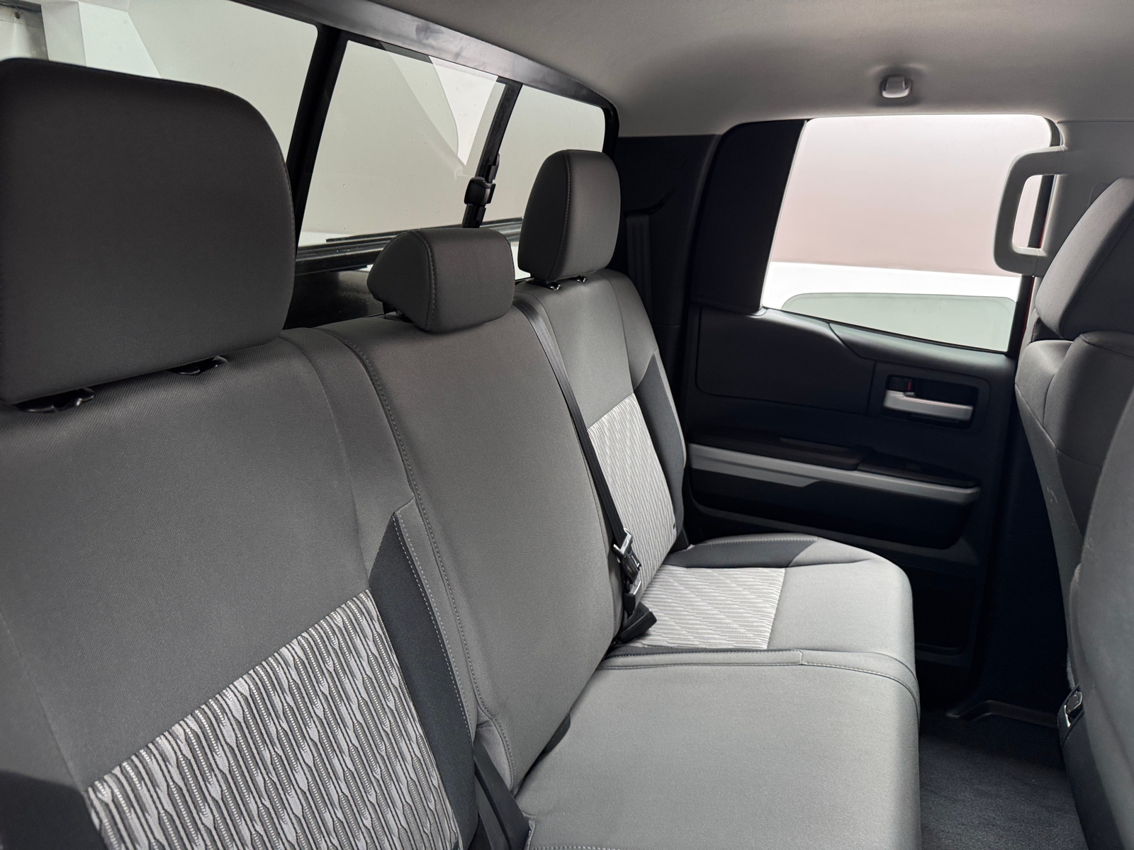 Thumbnail: 2018 Toyota Tundra - 6