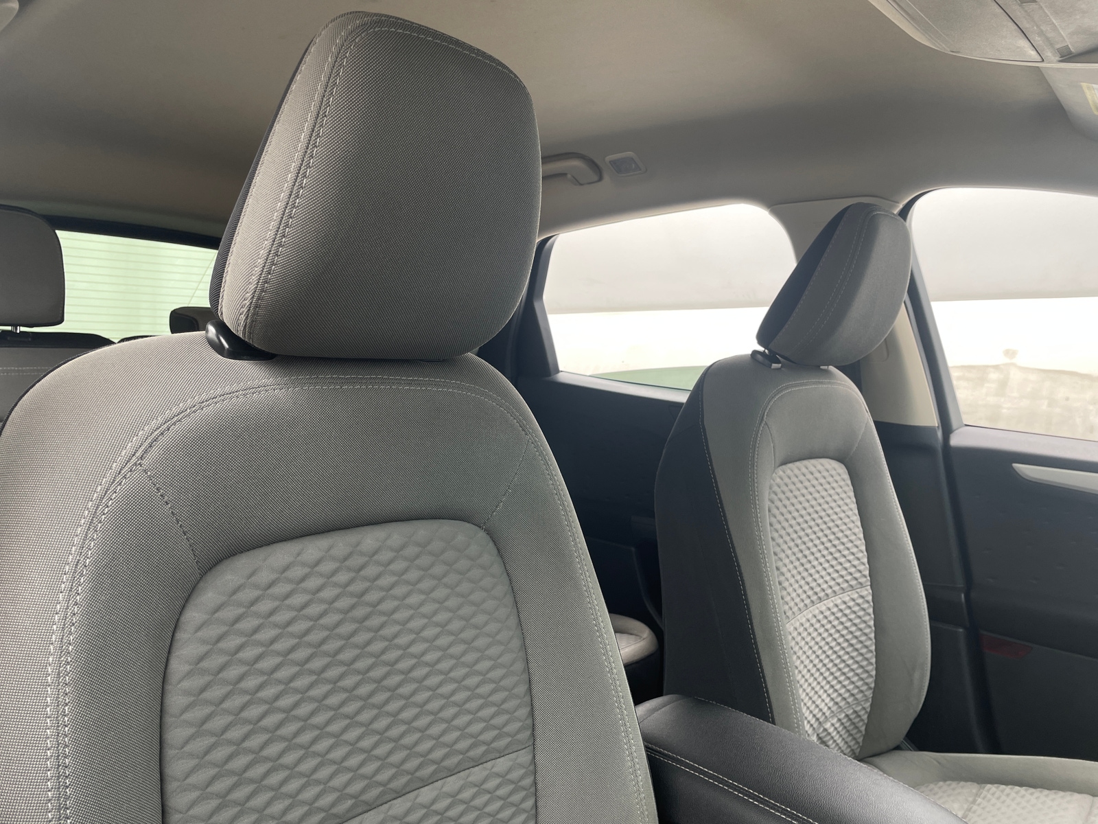 Thumbnail: 2020 Ford Escape - 2