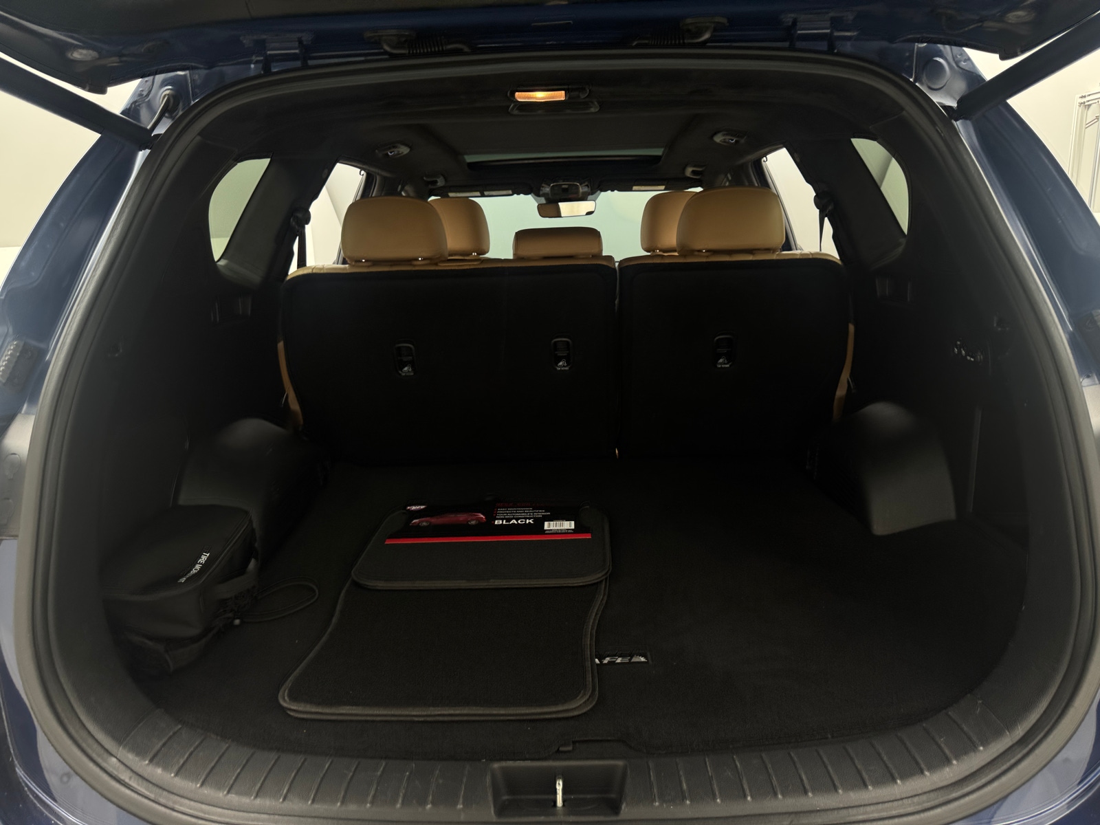 Thumbnail: 2023 Hyundai Santa Fe - 6