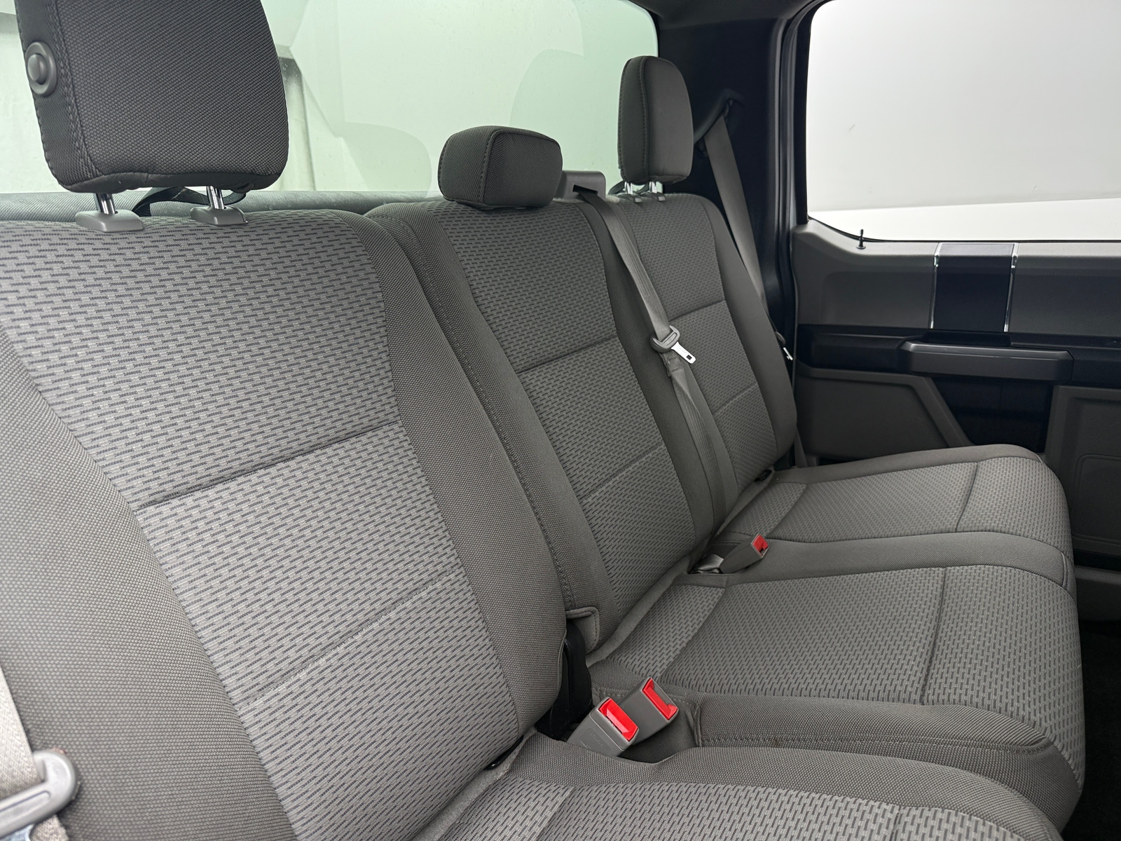 Thumbnail: 2019 Ford Econoline - 6