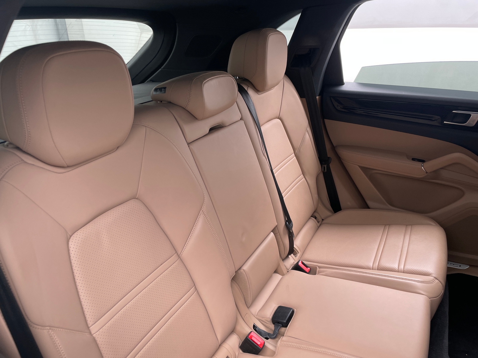 Thumbnail: 2021 Porsche Cayenne - 5