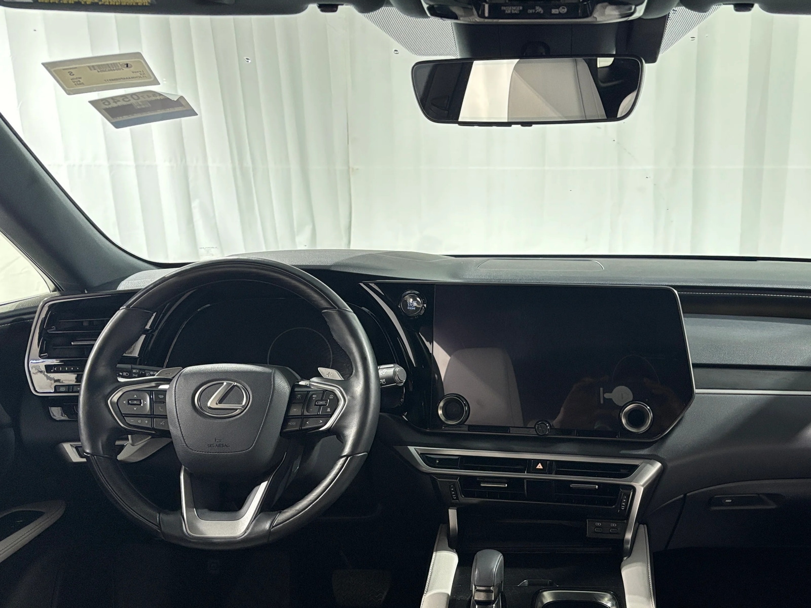 Thumbnail: 2023 Lexus RX - 3