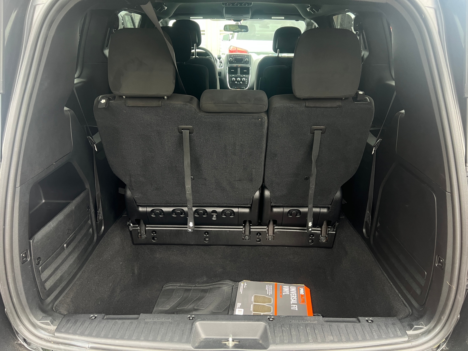 Thumbnail: 2016 Dodge Grand Caravan - 7