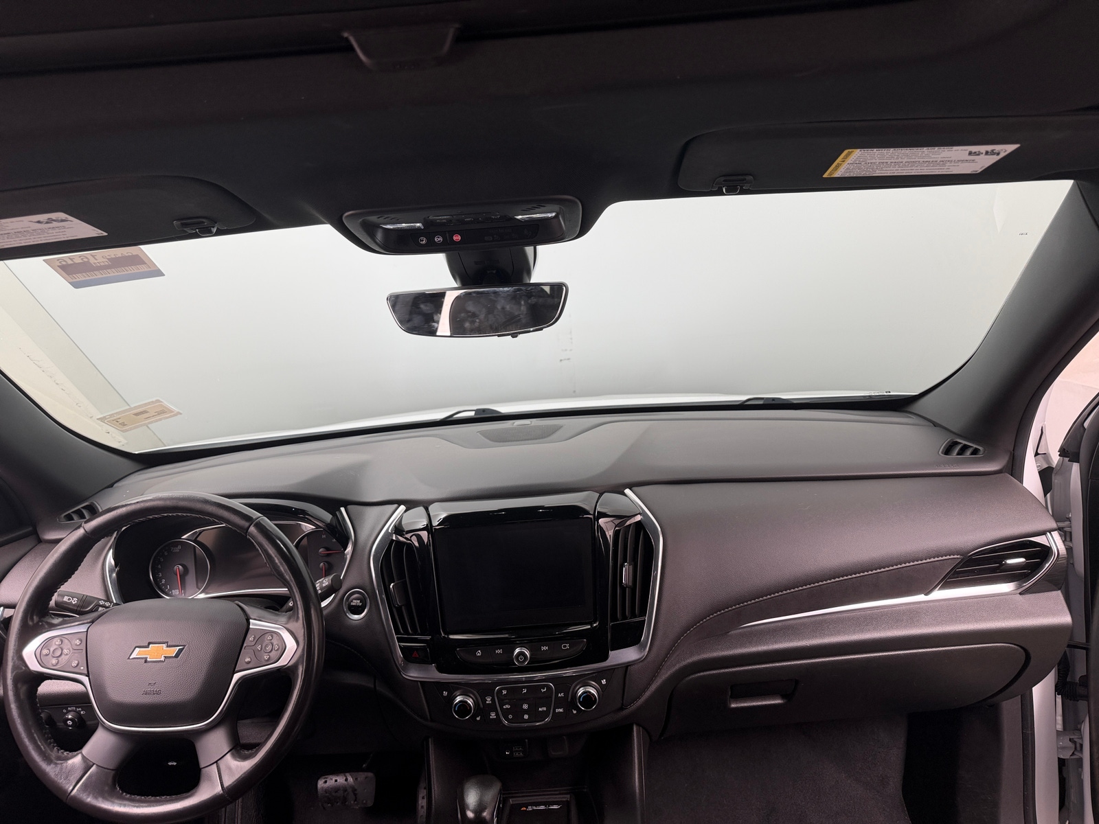 Thumbnail: 2022 Chevrolet Traverse - 2