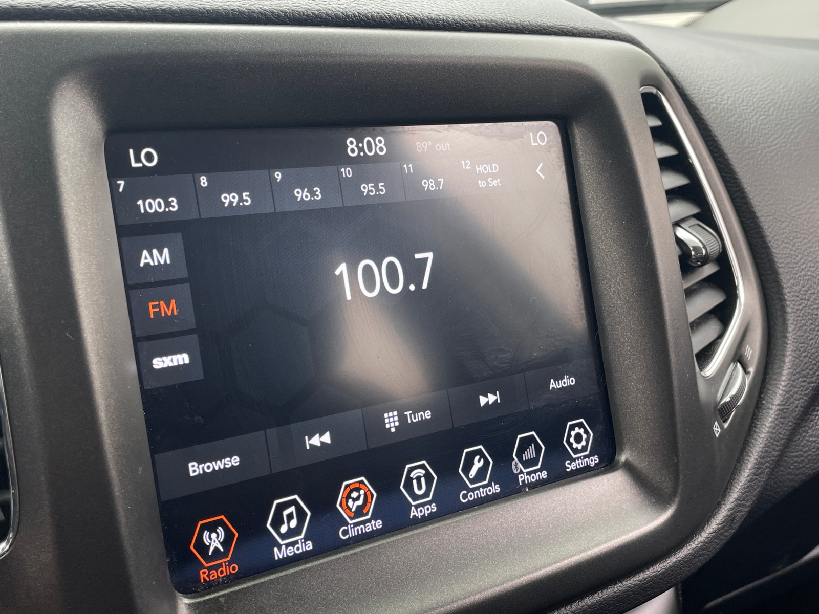Thumbnail: 2018 Jeep Compass - 3