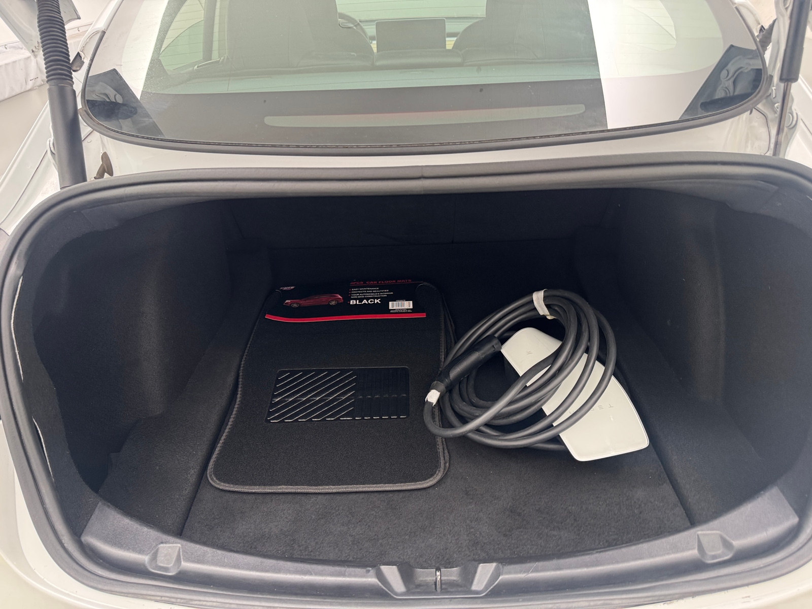 Thumbnail: 2023 Tesla Model 3 - 6