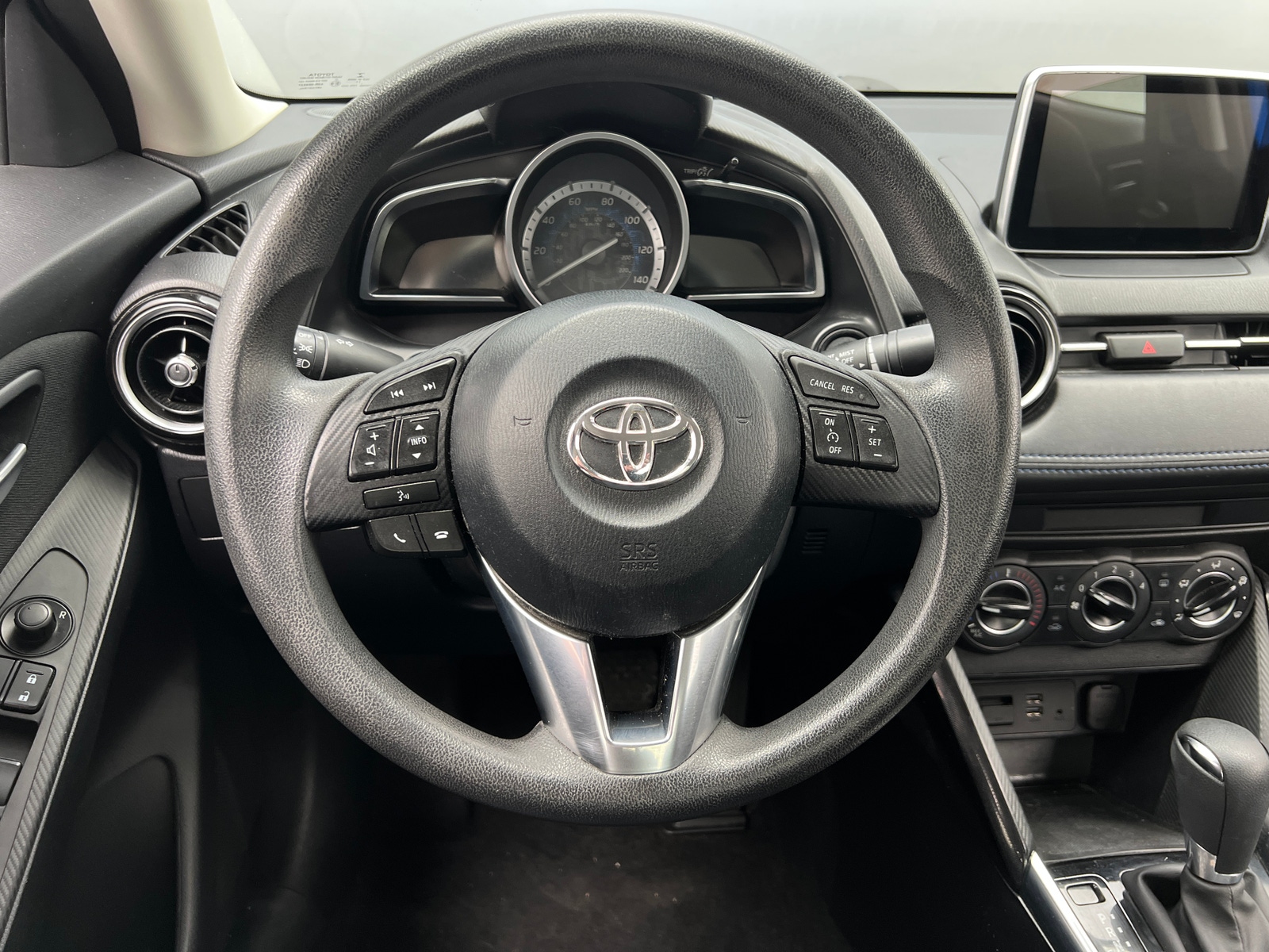 Thumbnail: 2018 Toyota Yaris iA - 5