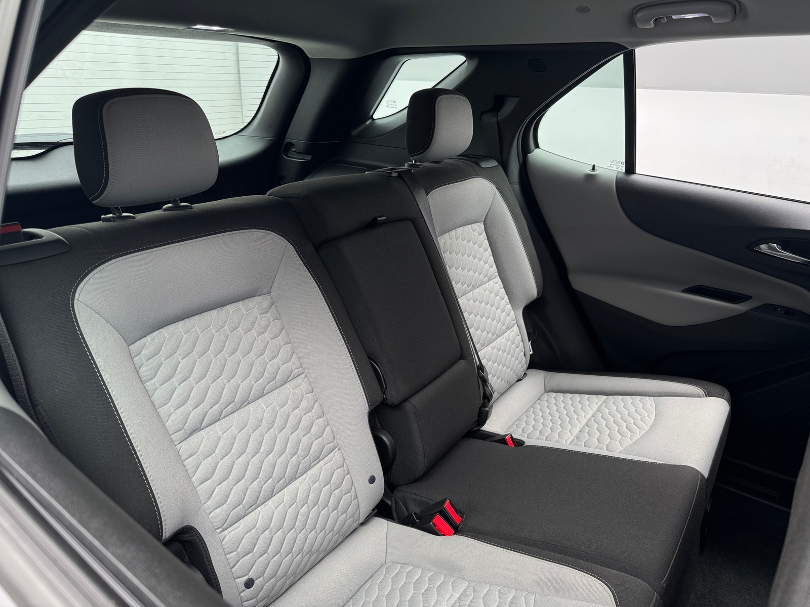 Thumbnail: 2018 Chevrolet Equinox - 6
