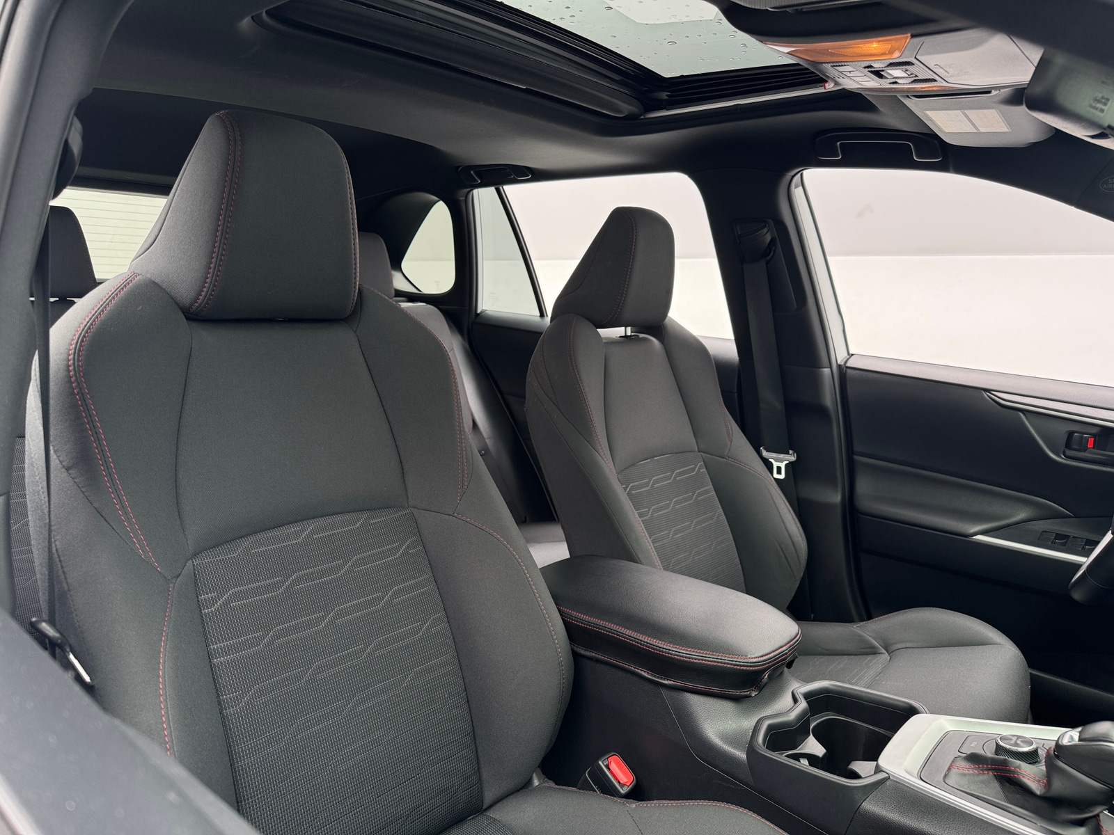 Thumbnail: 2021 Toyota RAV4 - 2