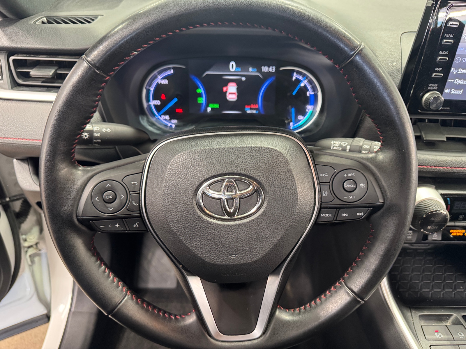 Thumbnail: 2021 Toyota RAV4 - 5