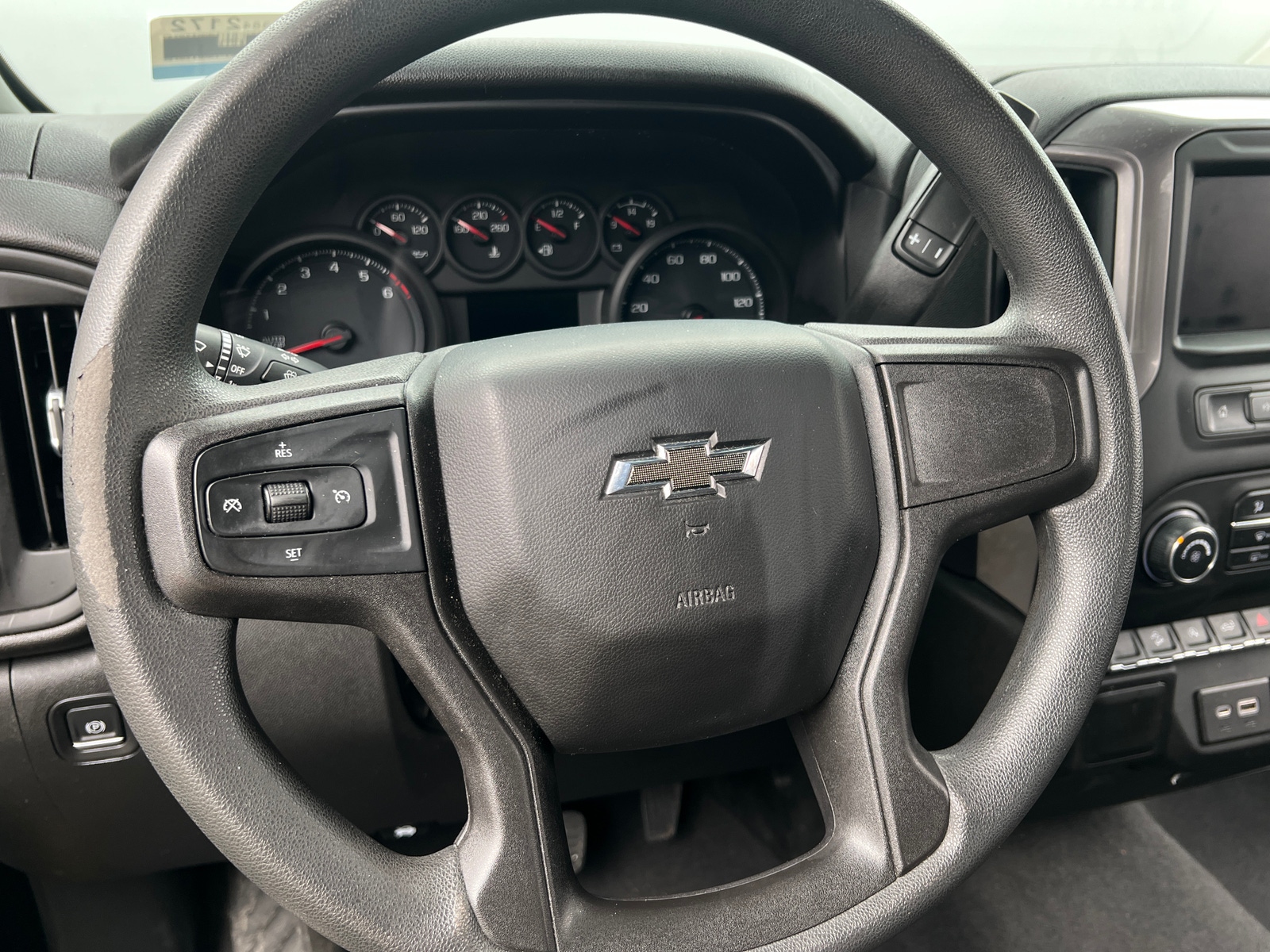 Thumbnail: 2022 Chevrolet Silverado 1500 - 5