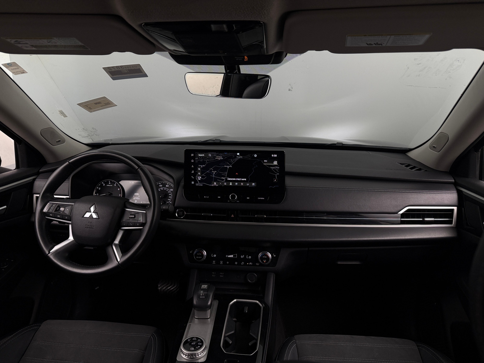 Thumbnail: 2025 Mitsubishi Outlander - 2