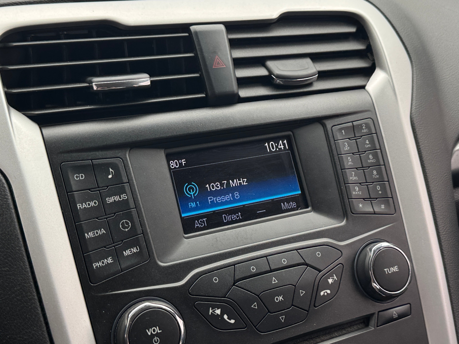 Thumbnail: 2014 Ford Fusion - 4