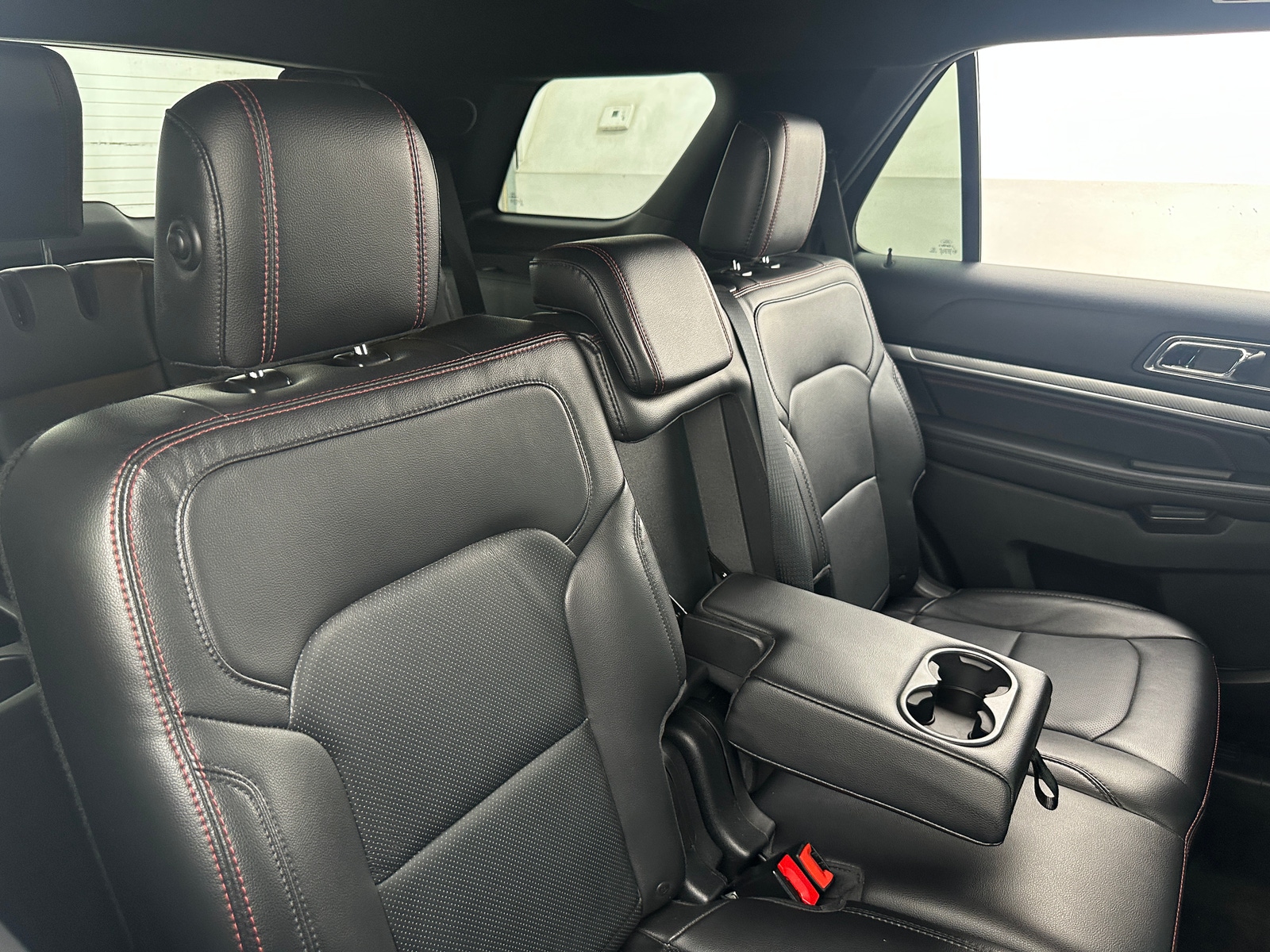 Thumbnail: 2017 Ford Explorer - 5