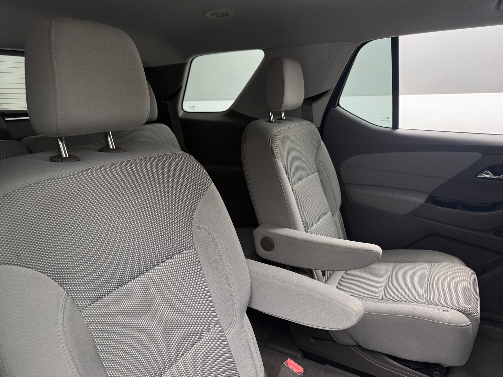 Thumbnail: 2018 Chevrolet Traverse - 6
