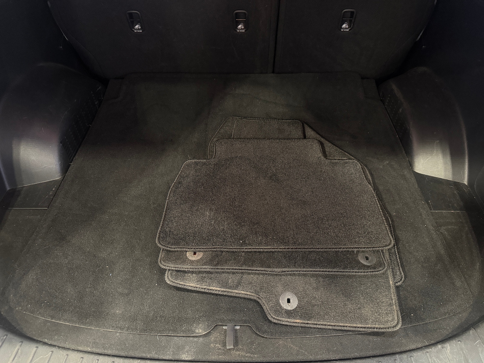 Thumbnail: 2020 Hyundai Santa Fe - 7