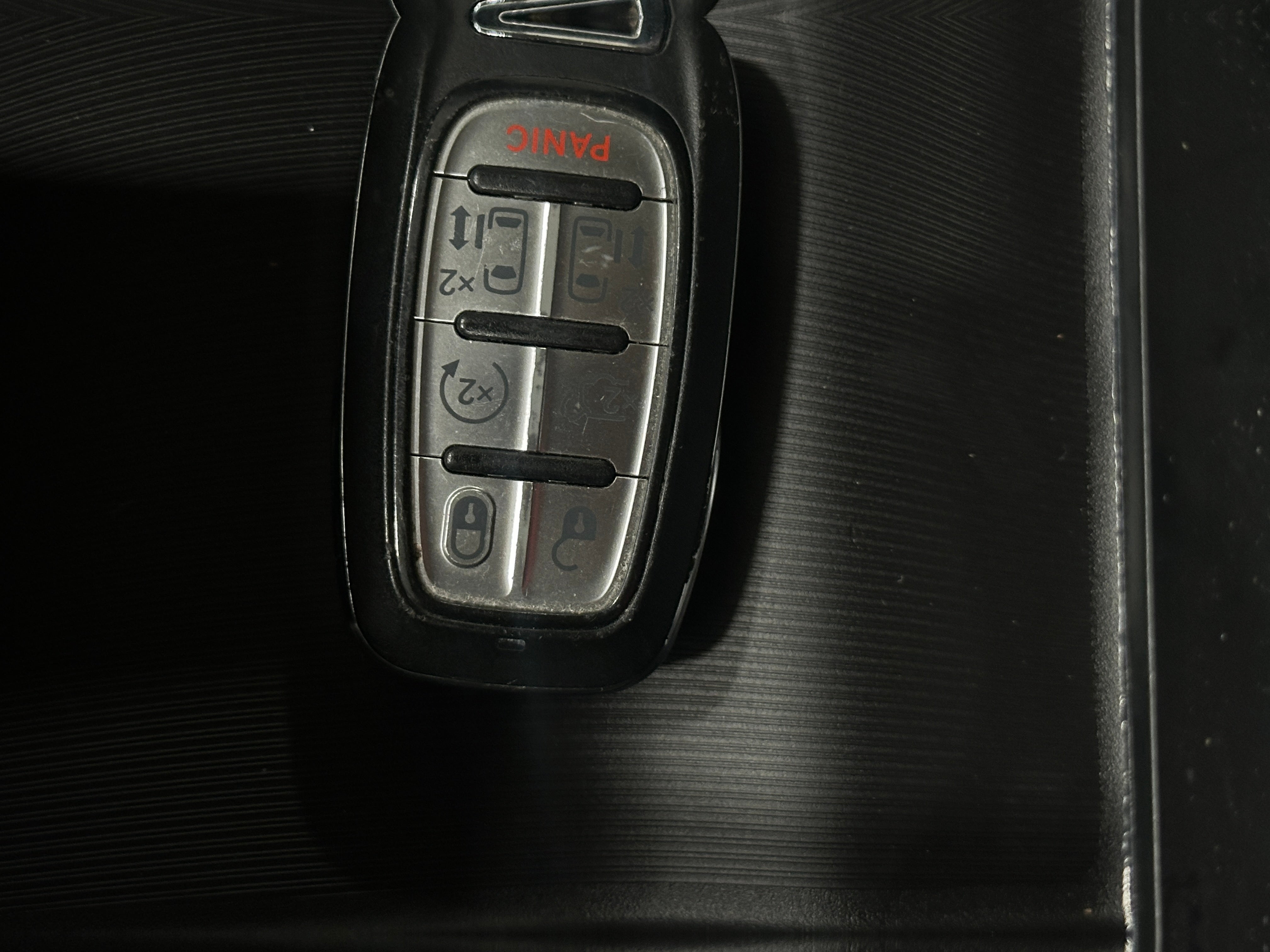 2019 Chrysler Pacifica Limited - Photo 15