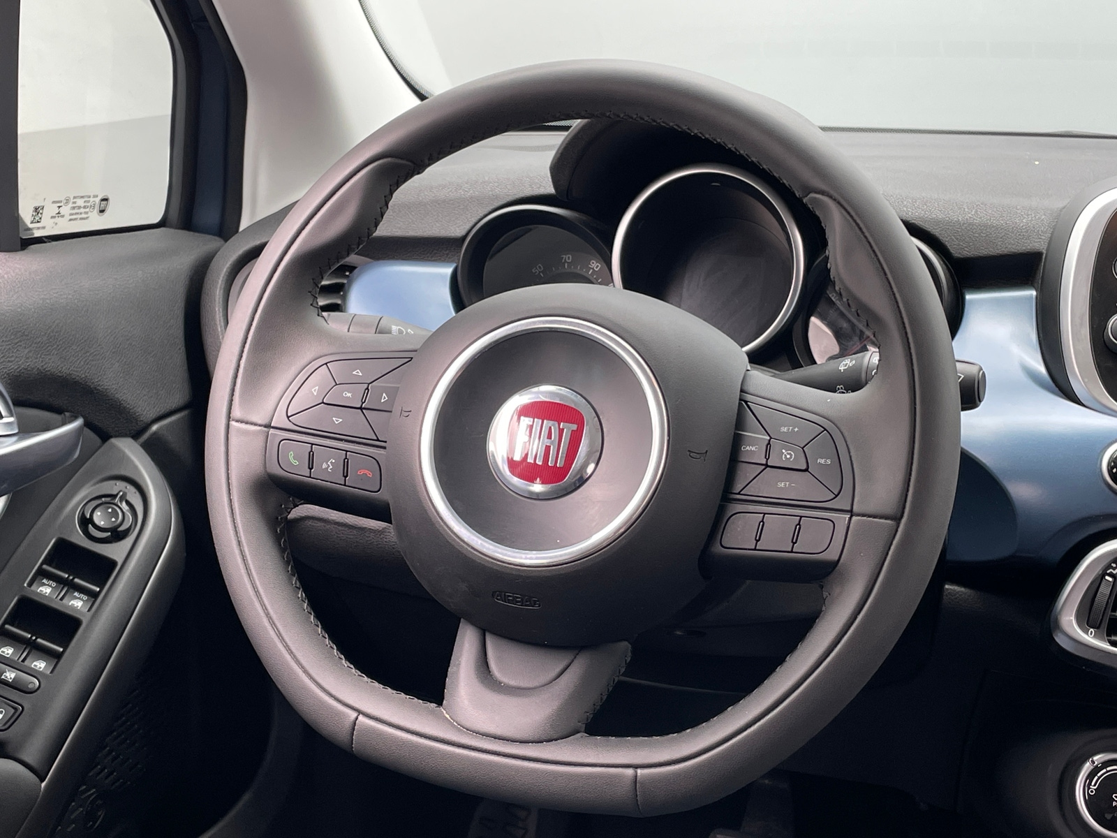 Thumbnail: 2018 Fiat 500X - 5