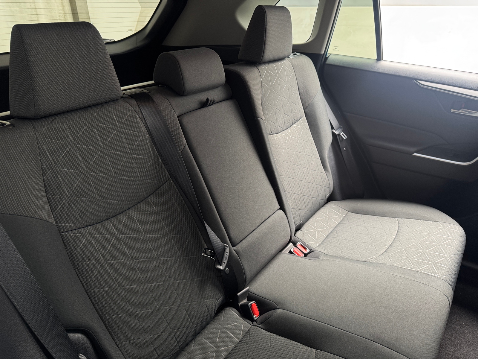Thumbnail: 2020 Toyota RAV4 - 6