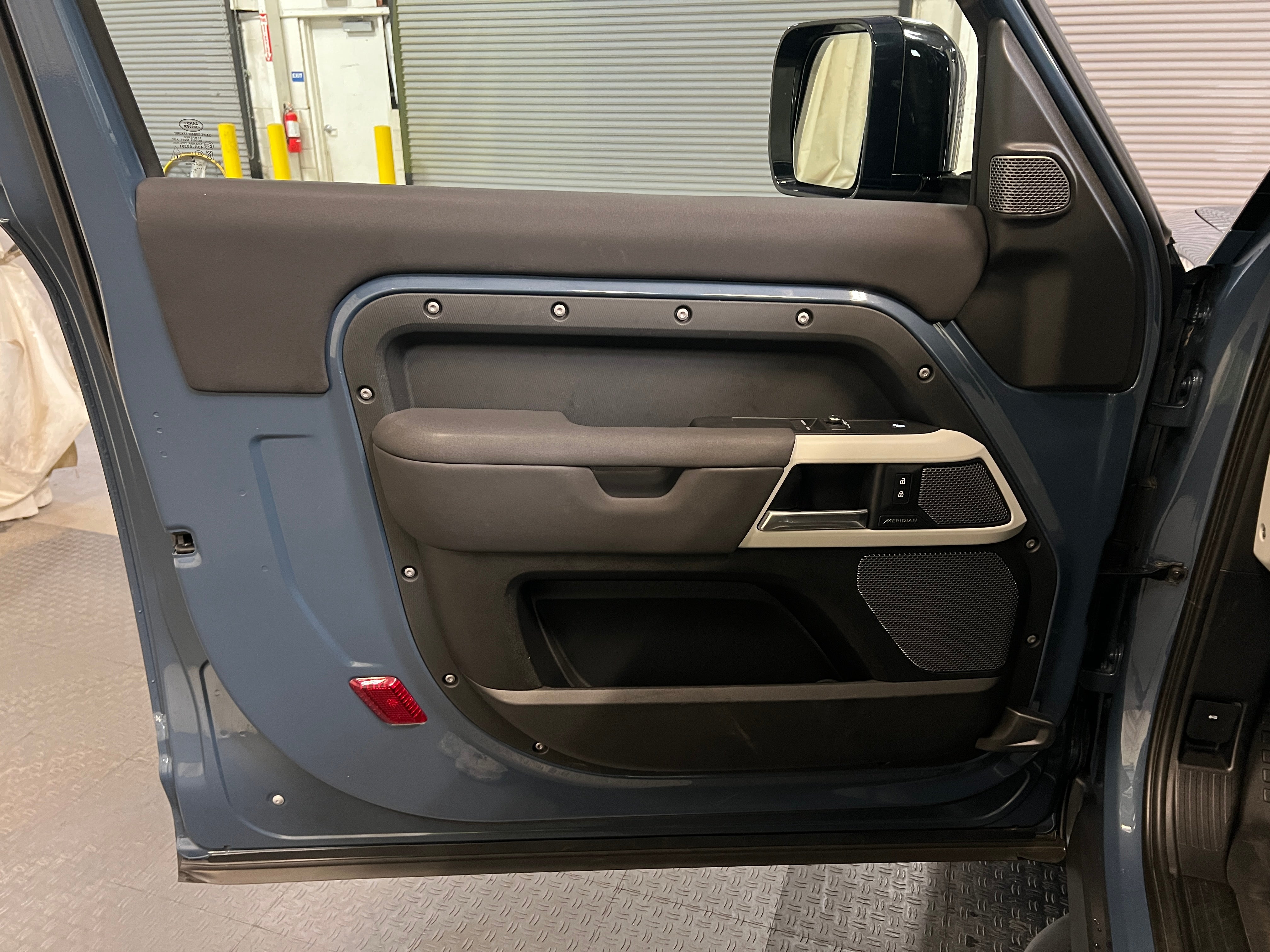 SALEJ6RX5M2060851