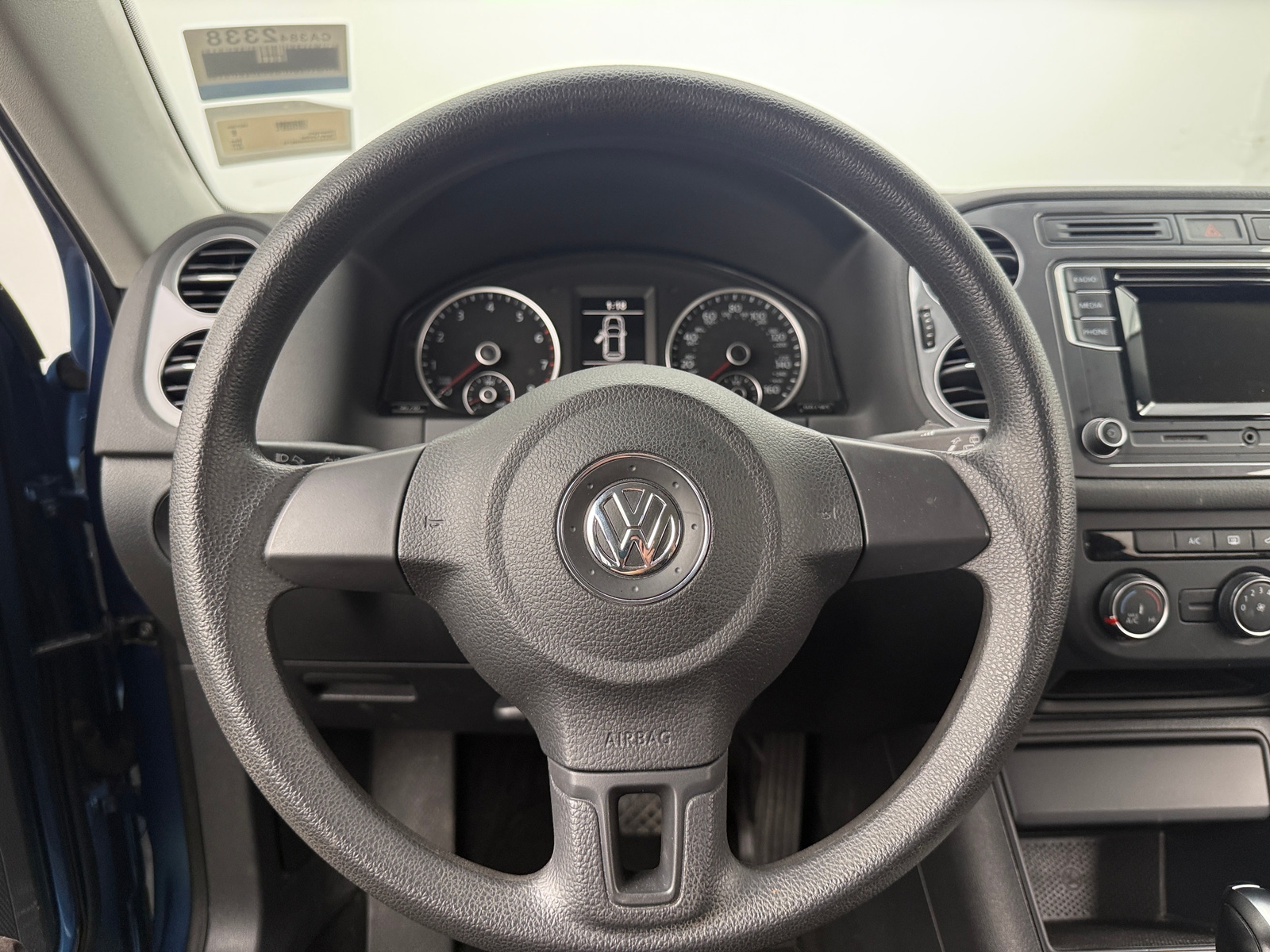 Thumbnail: 2017 Volkswagen Tiguan - 5