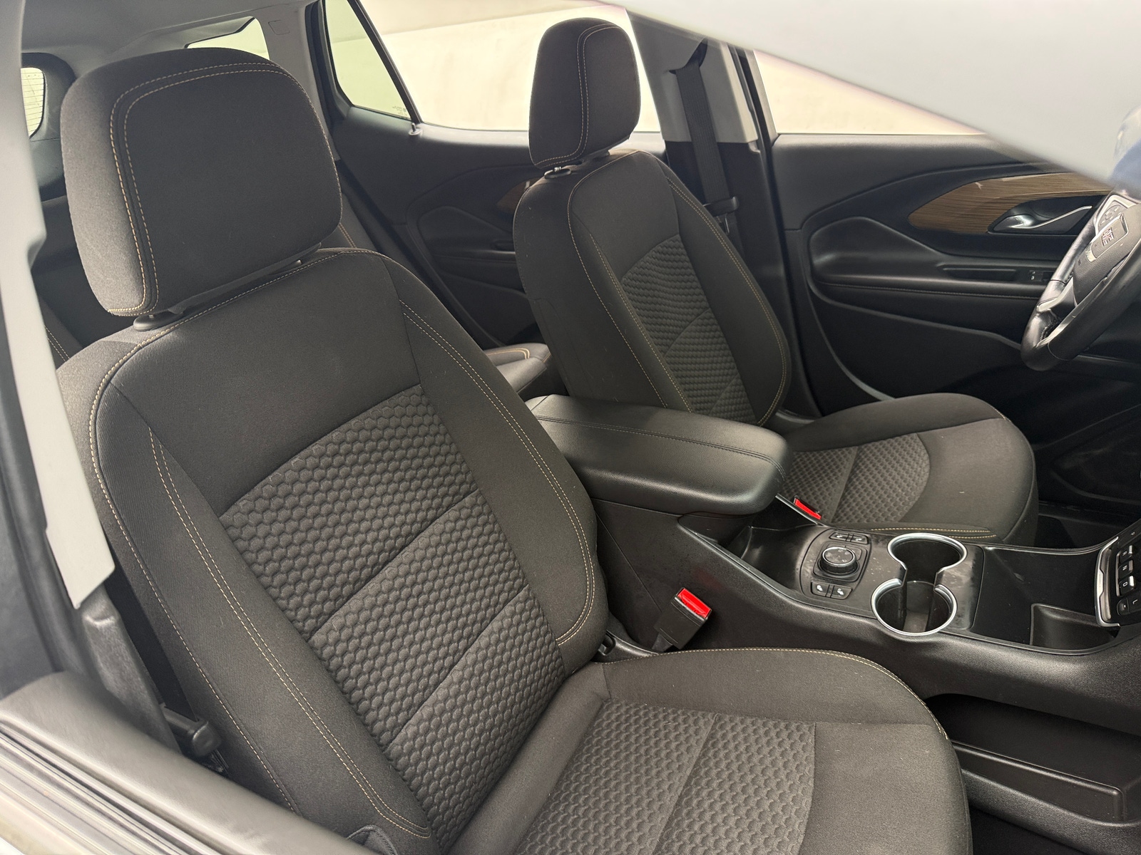 Thumbnail: 2020 GMC Terrain - 2