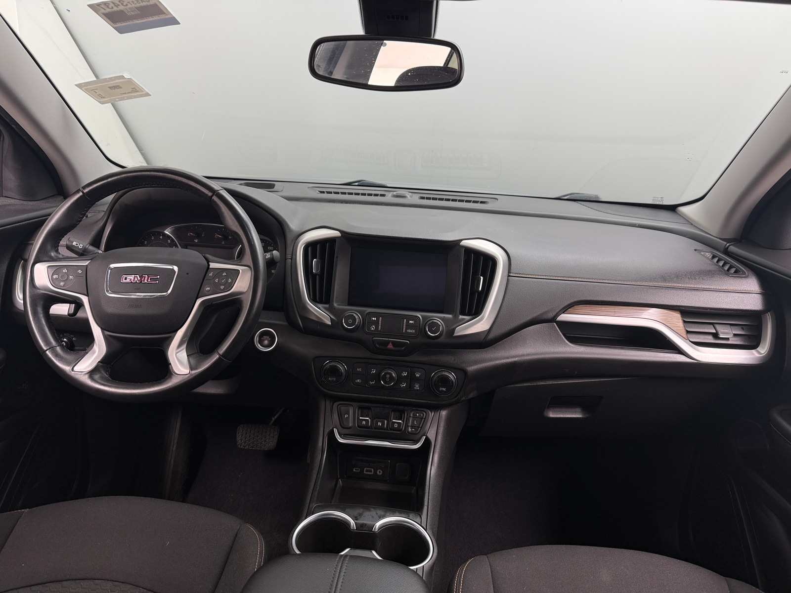 Thumbnail: 2020 GMC Terrain - 3