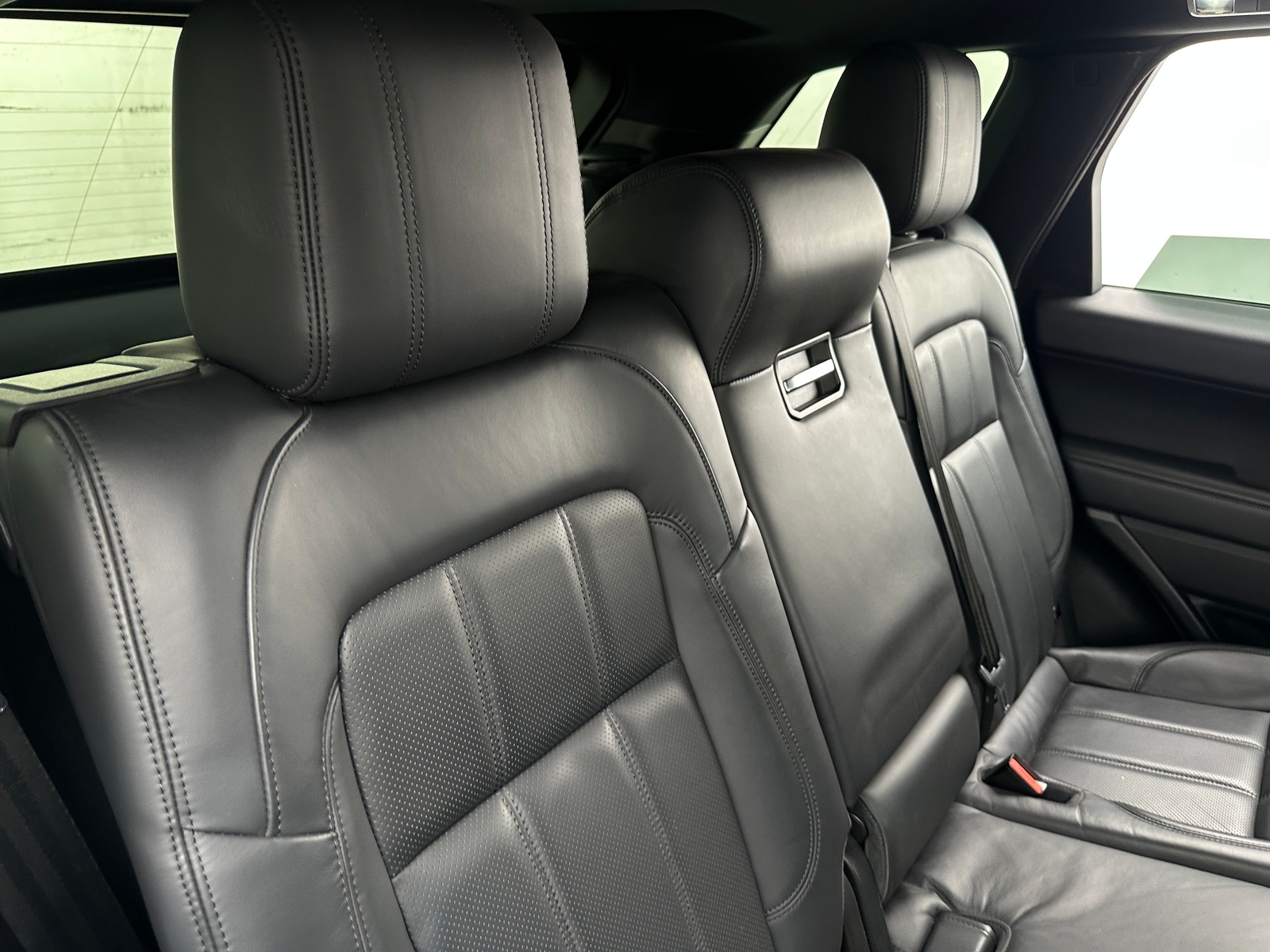 Thumbnail: 2020 Land Rover Range Rover Sport - 5