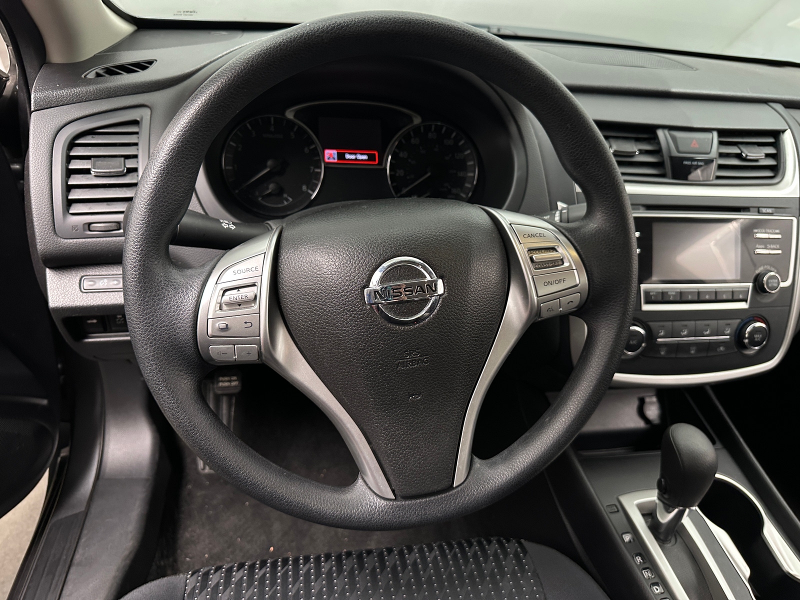 Thumbnail: 2016 Nissan Altima - 5
