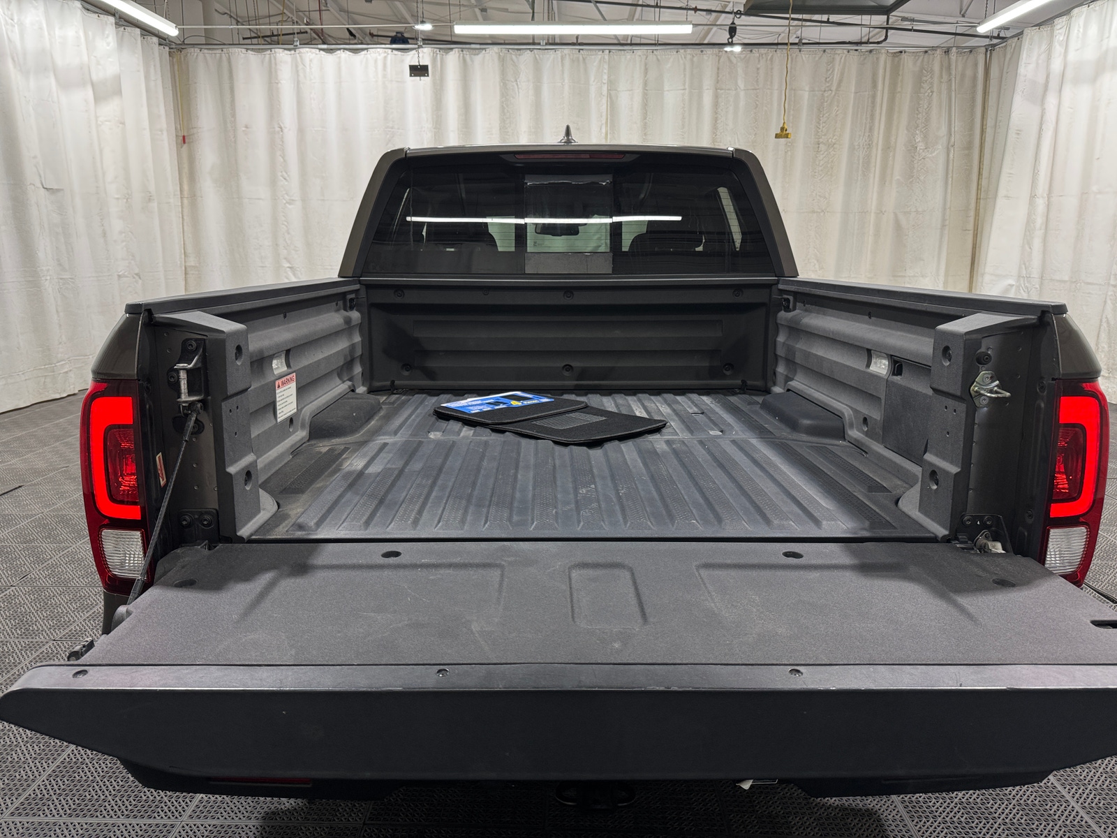 Thumbnail: 2020 Honda Ridgeline - 6