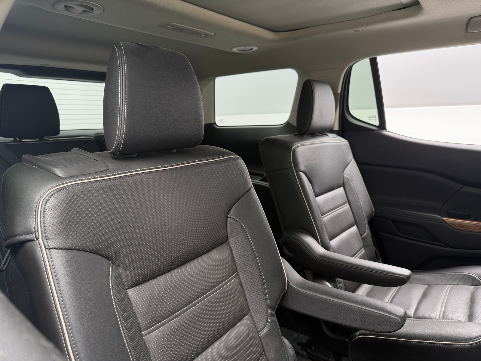 Thumbnail: 2017 GMC Acadia - 5