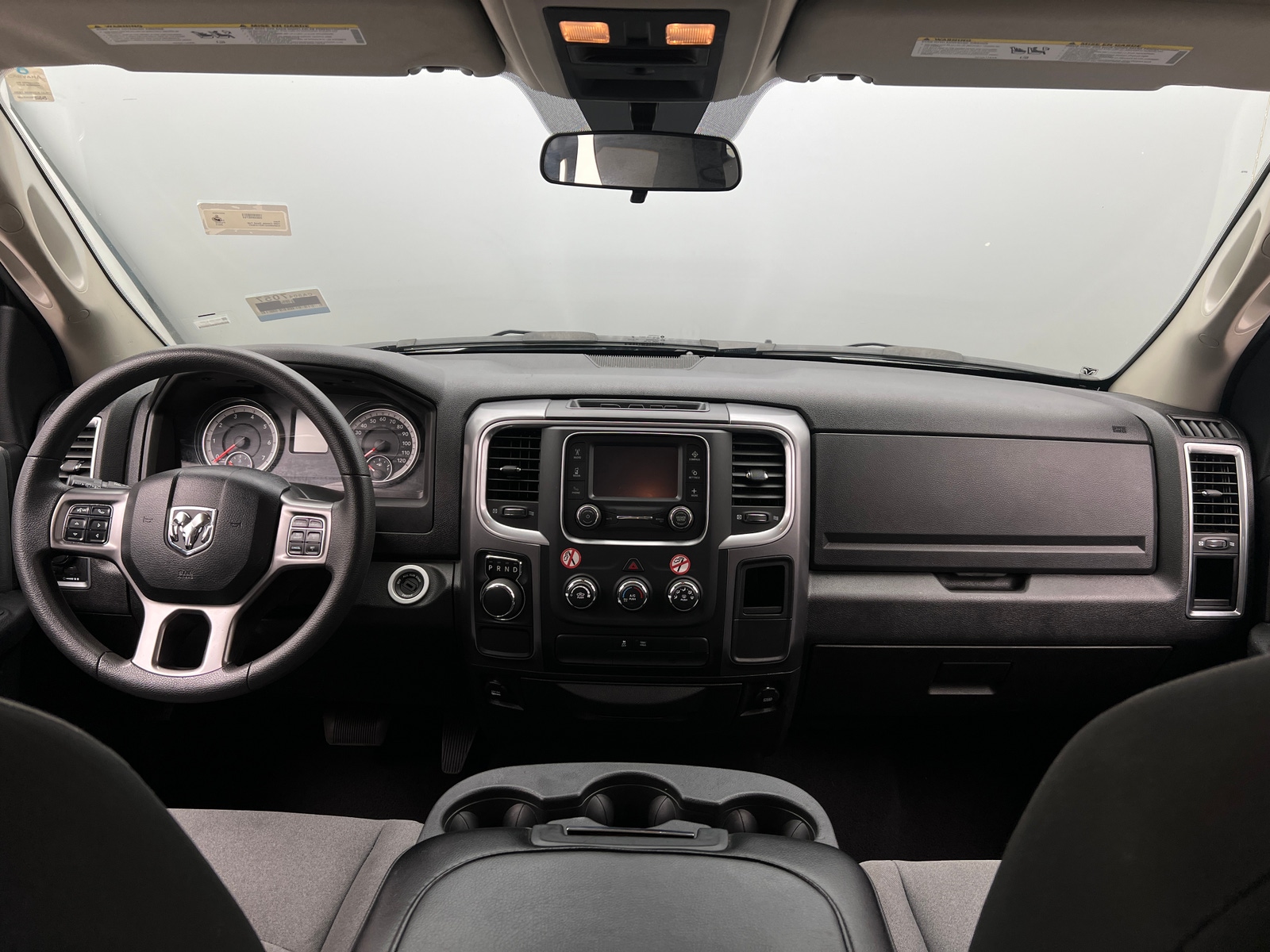 Thumbnail: 2024 RAM 1500 Classic - 3