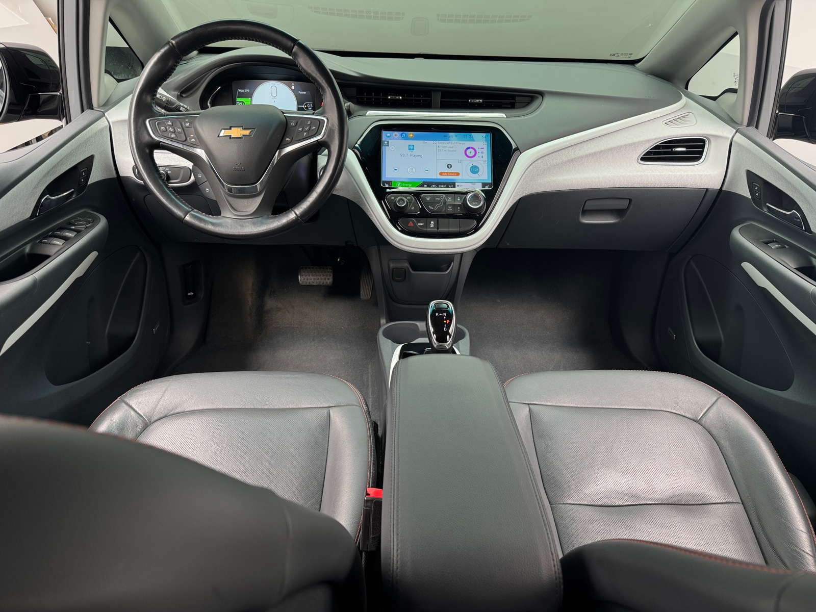 Thumbnail: 2020 Chevrolet Bolt EV - 2