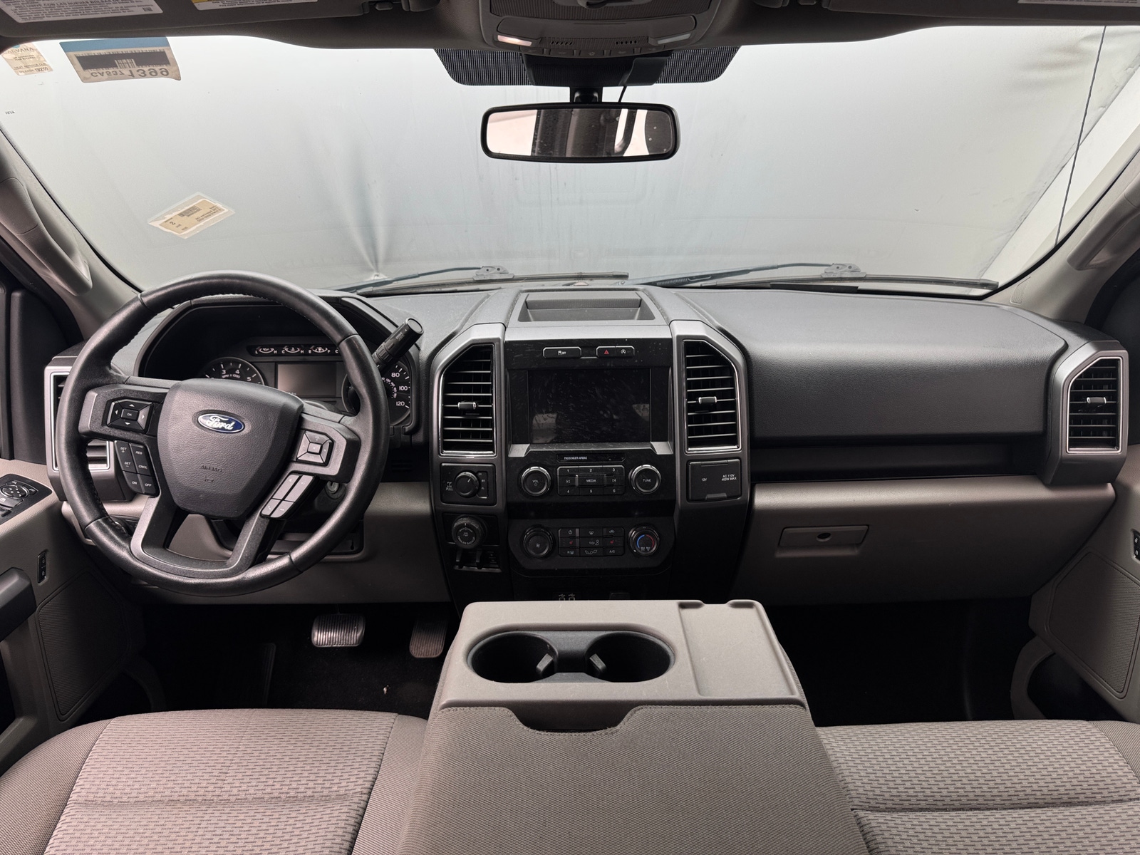 Thumbnail: 2019 Ford Econoline - 3