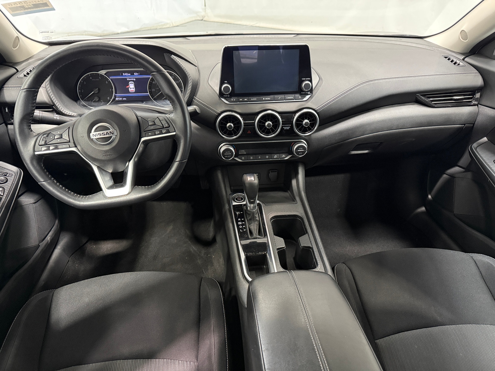 Thumbnail: 2020 Nissan Sentra - 3