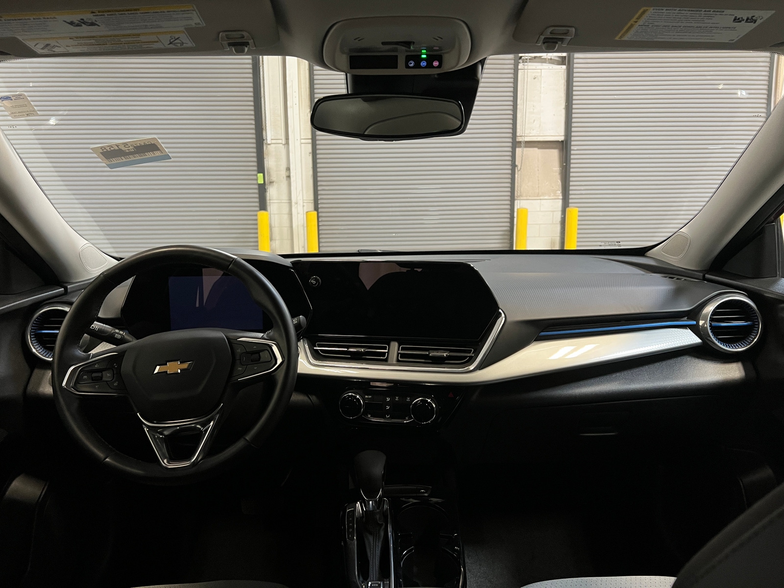 Thumbnail: 2025 Chevrolet Trax - 3