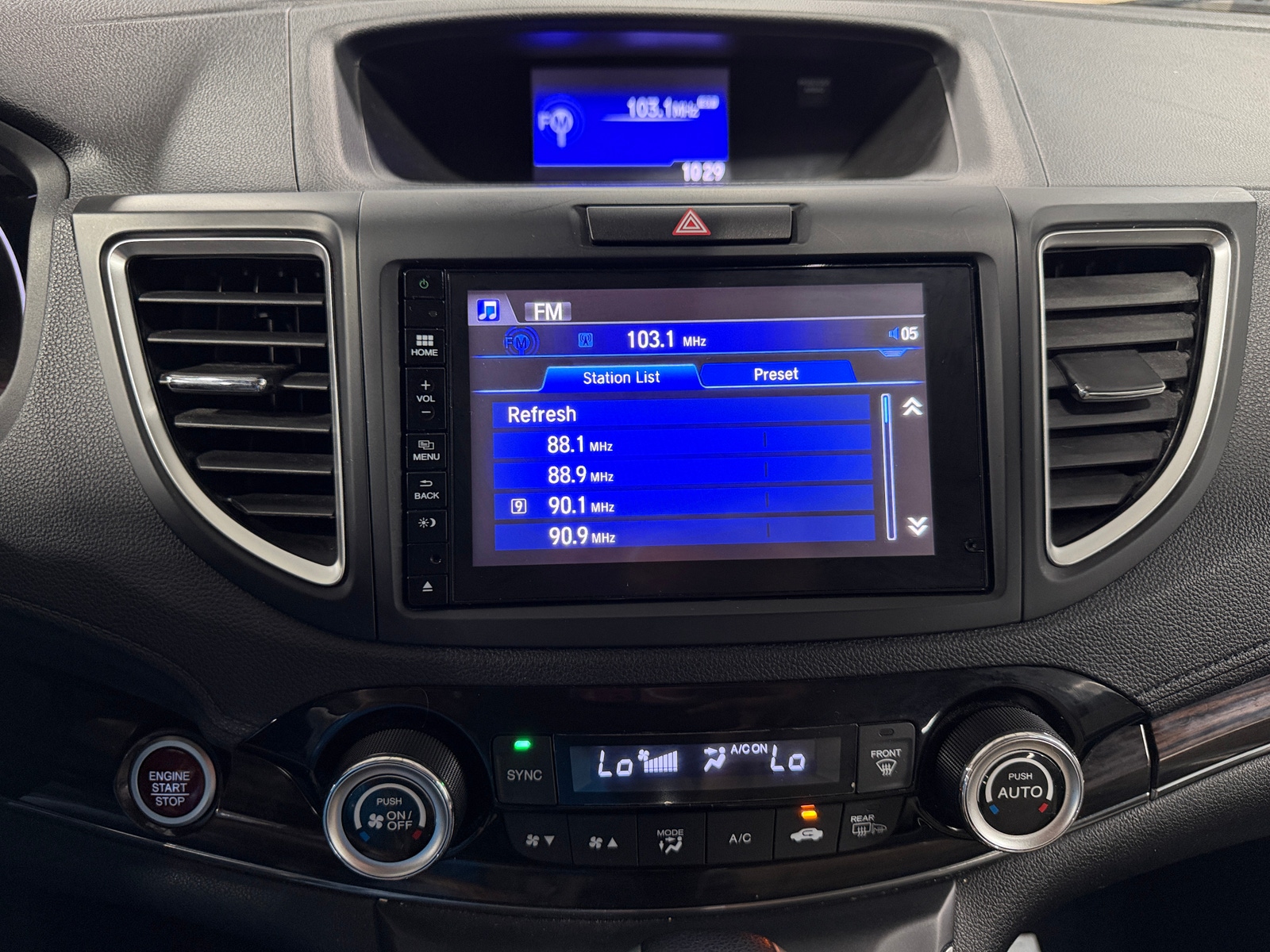 Thumbnail: 2015 Honda CR-V - 3