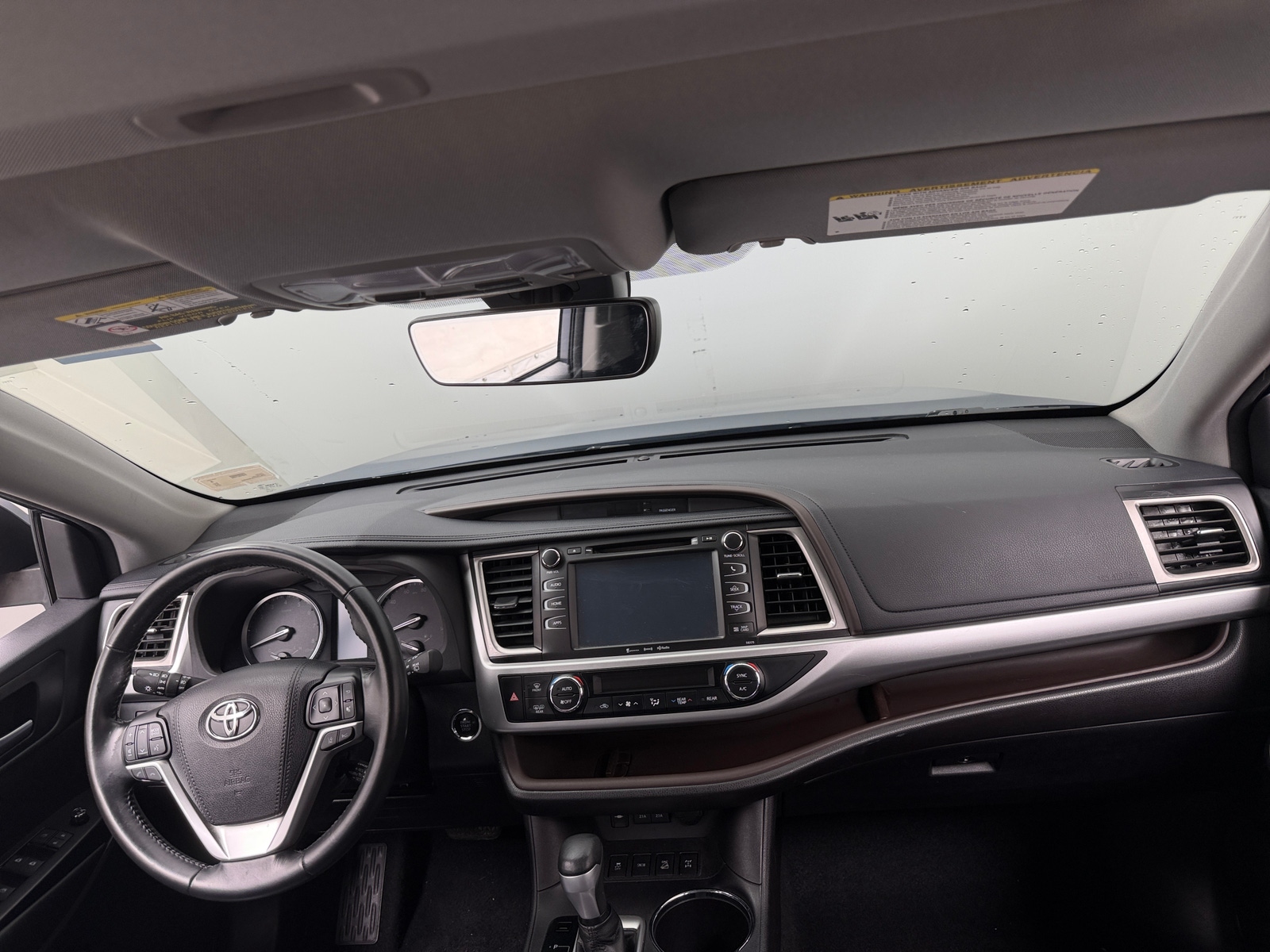 Thumbnail: 2018 Toyota Highlander - 2
