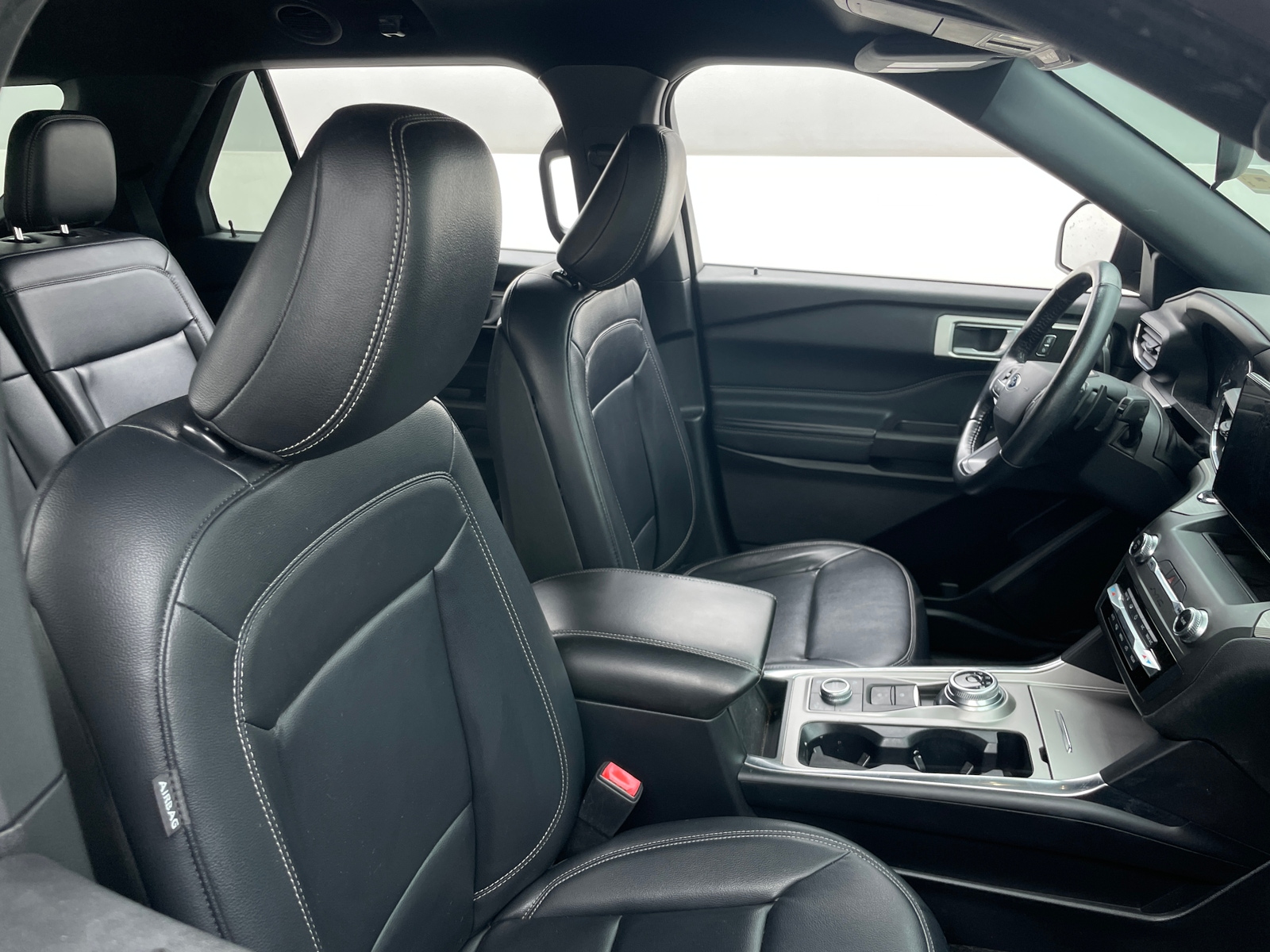 Thumbnail: 2020 Ford Explorer - 2