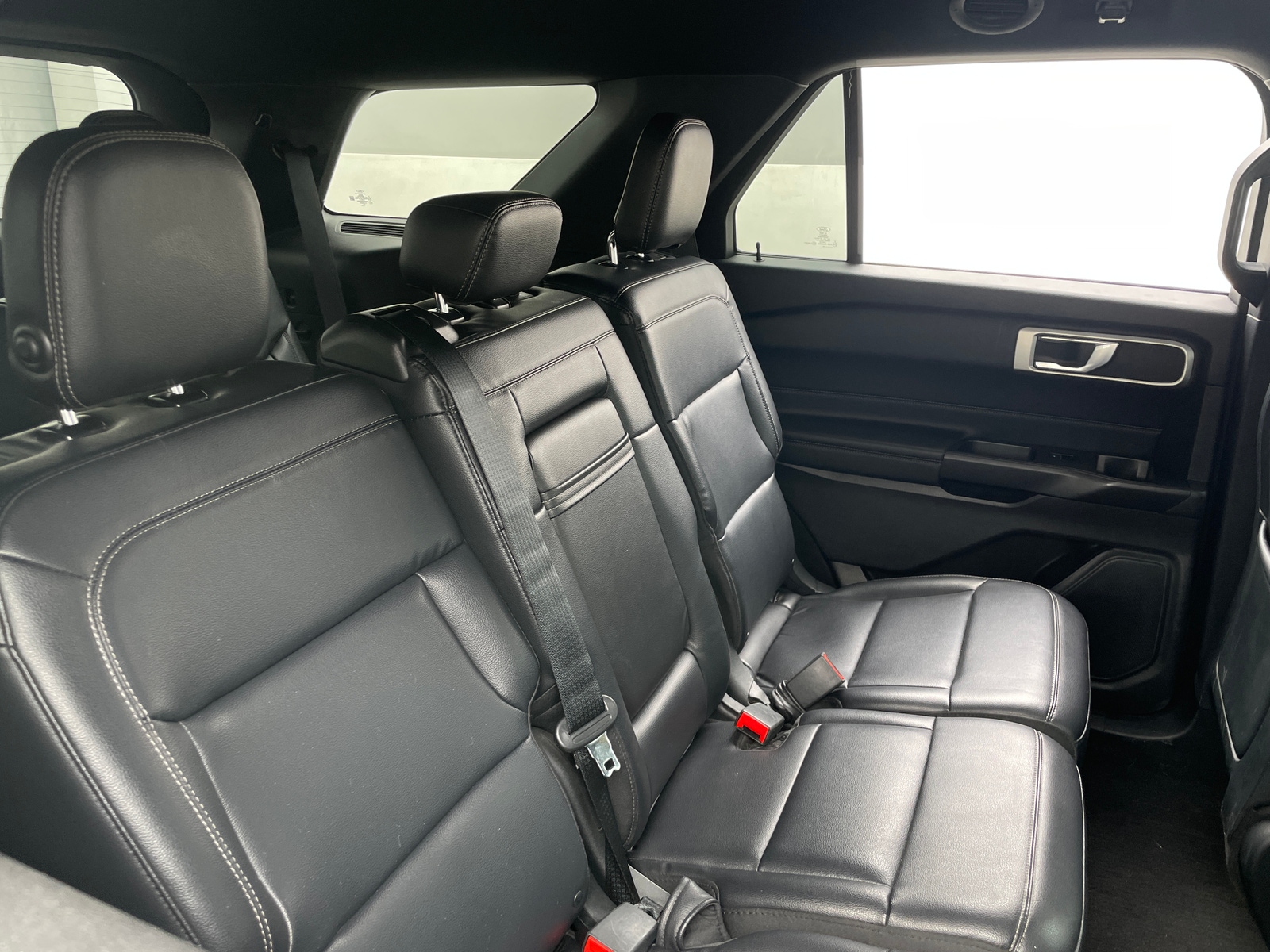 Thumbnail: 2020 Ford Explorer - 6