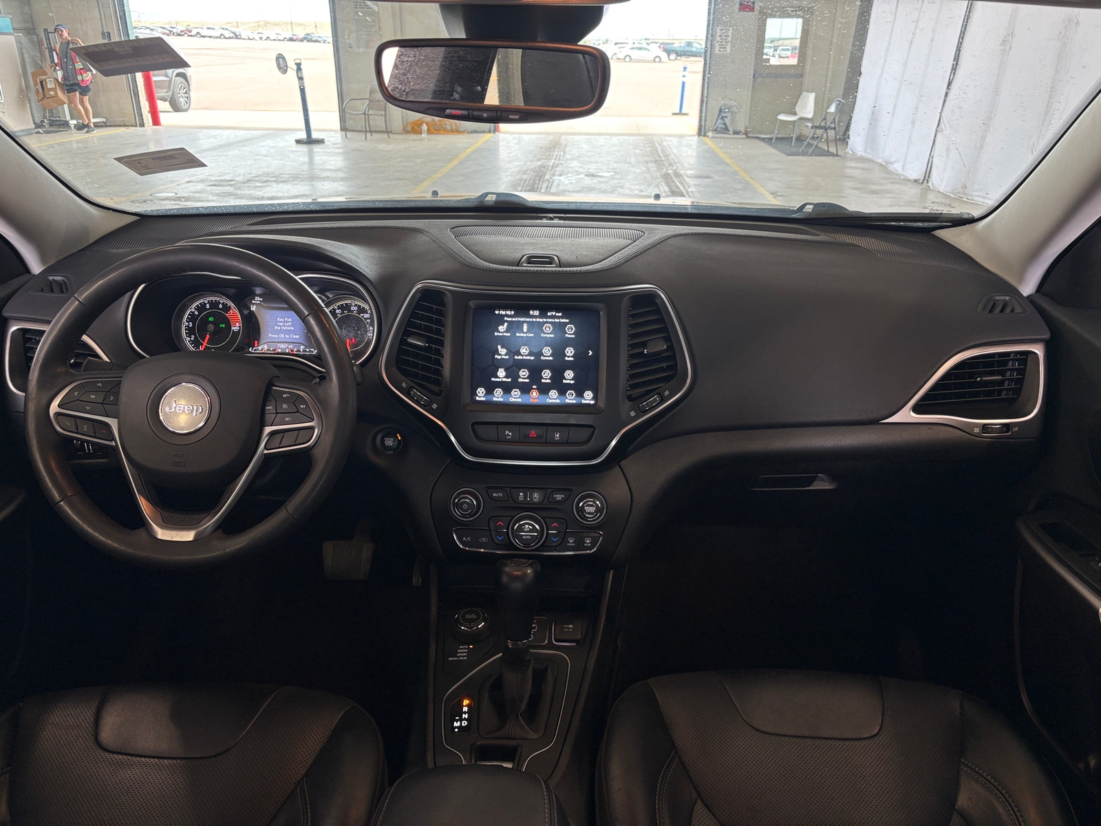 Thumbnail: 2022 Jeep Cherokee - 2
