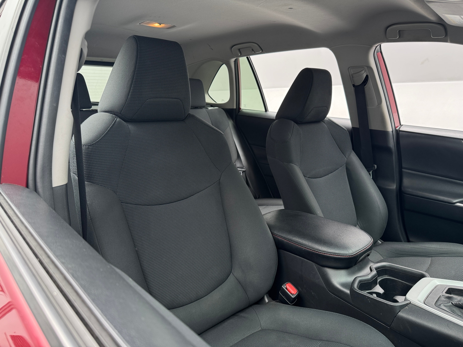 Thumbnail: 2019 Toyota RAV4 - 2