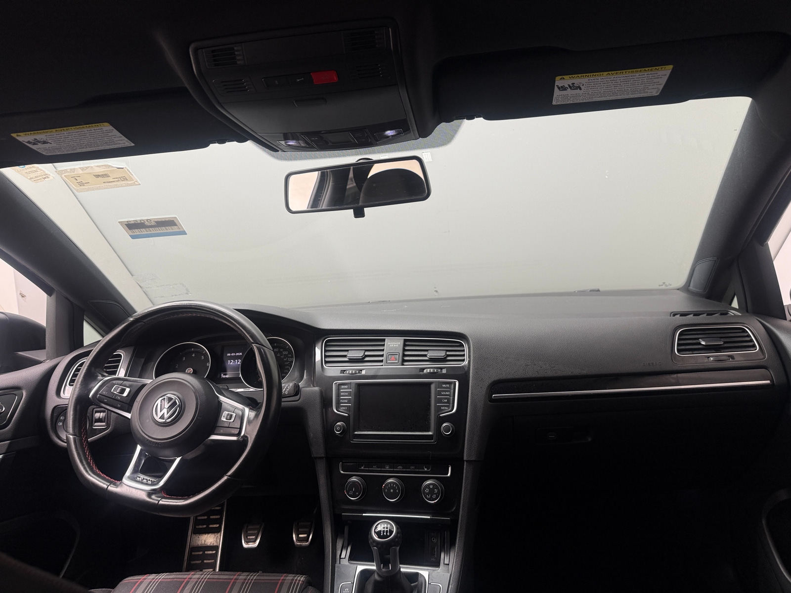Thumbnail: 2016 Volkswagen Golf - 3