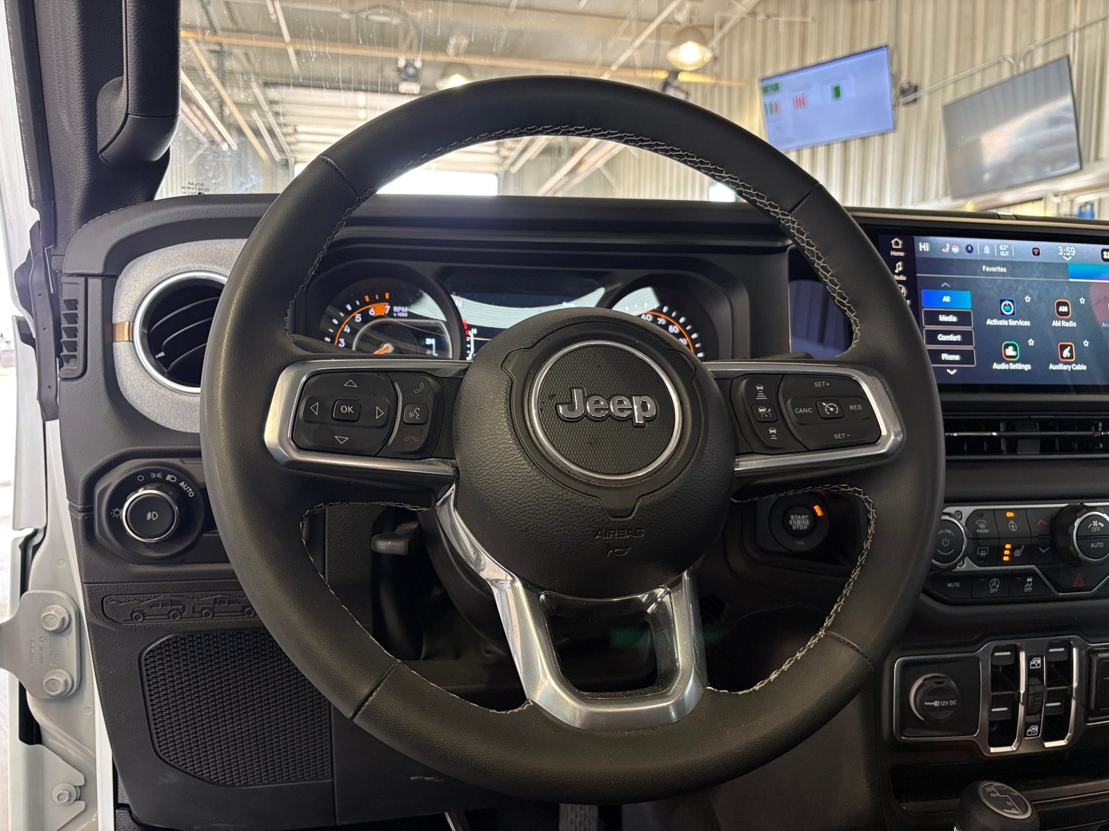 Thumbnail: 2025 Jeep Wrangler - 5
