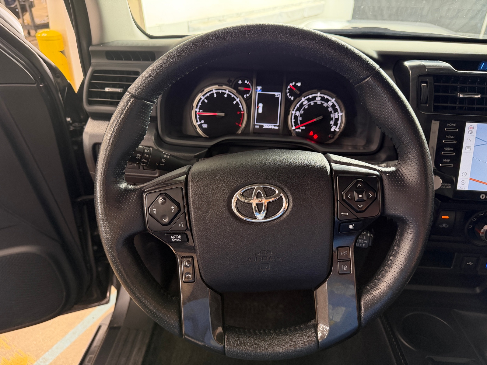 Thumbnail: 2023 Toyota 4Runner - 4