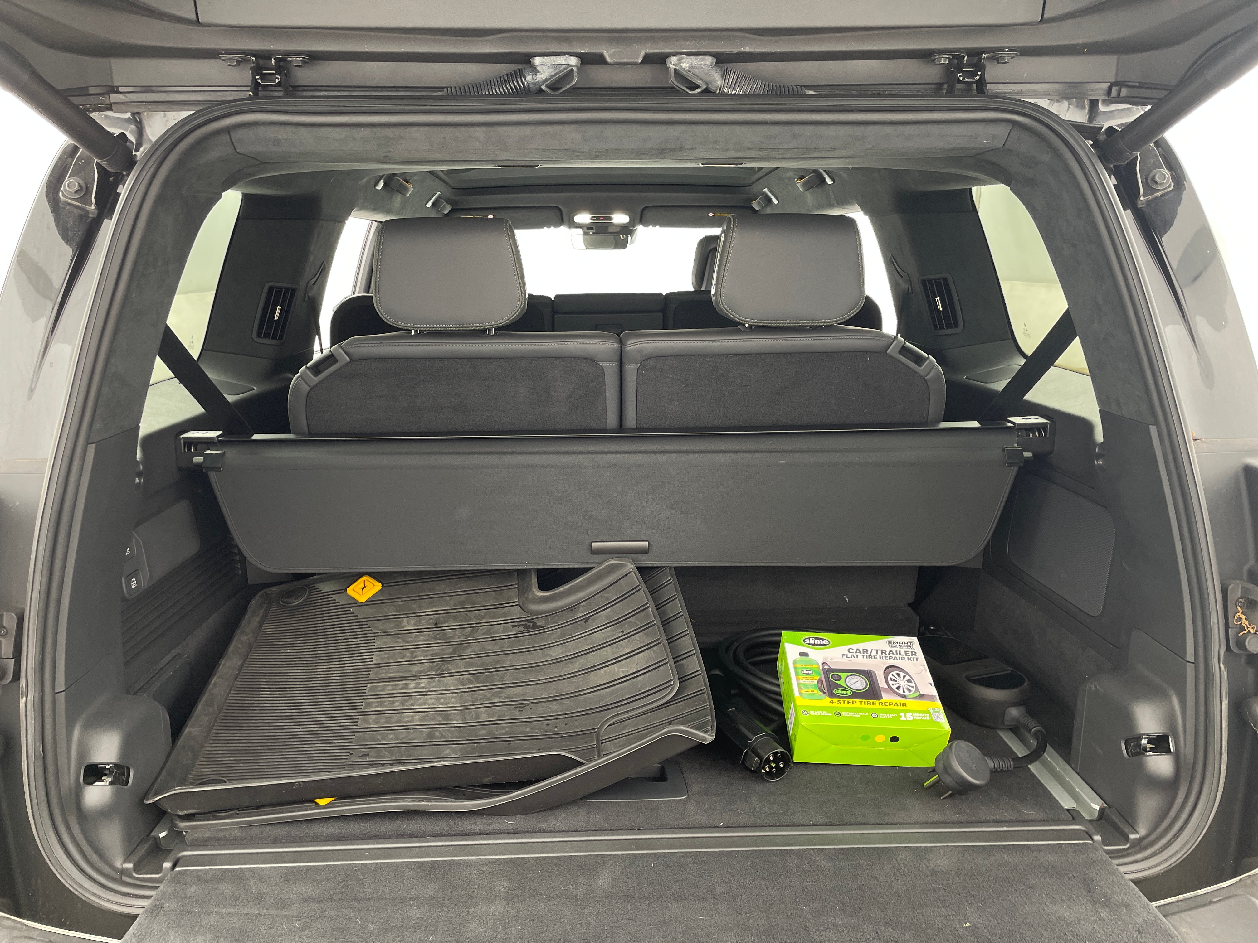 Used 2023 Rivian R1S Adventure with VIN 7PDSGABA8PN010037 for sale in Auburn, WA