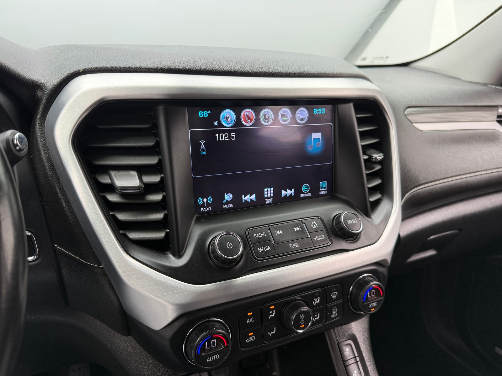 Thumbnail: 2019 GMC Acadia - 3