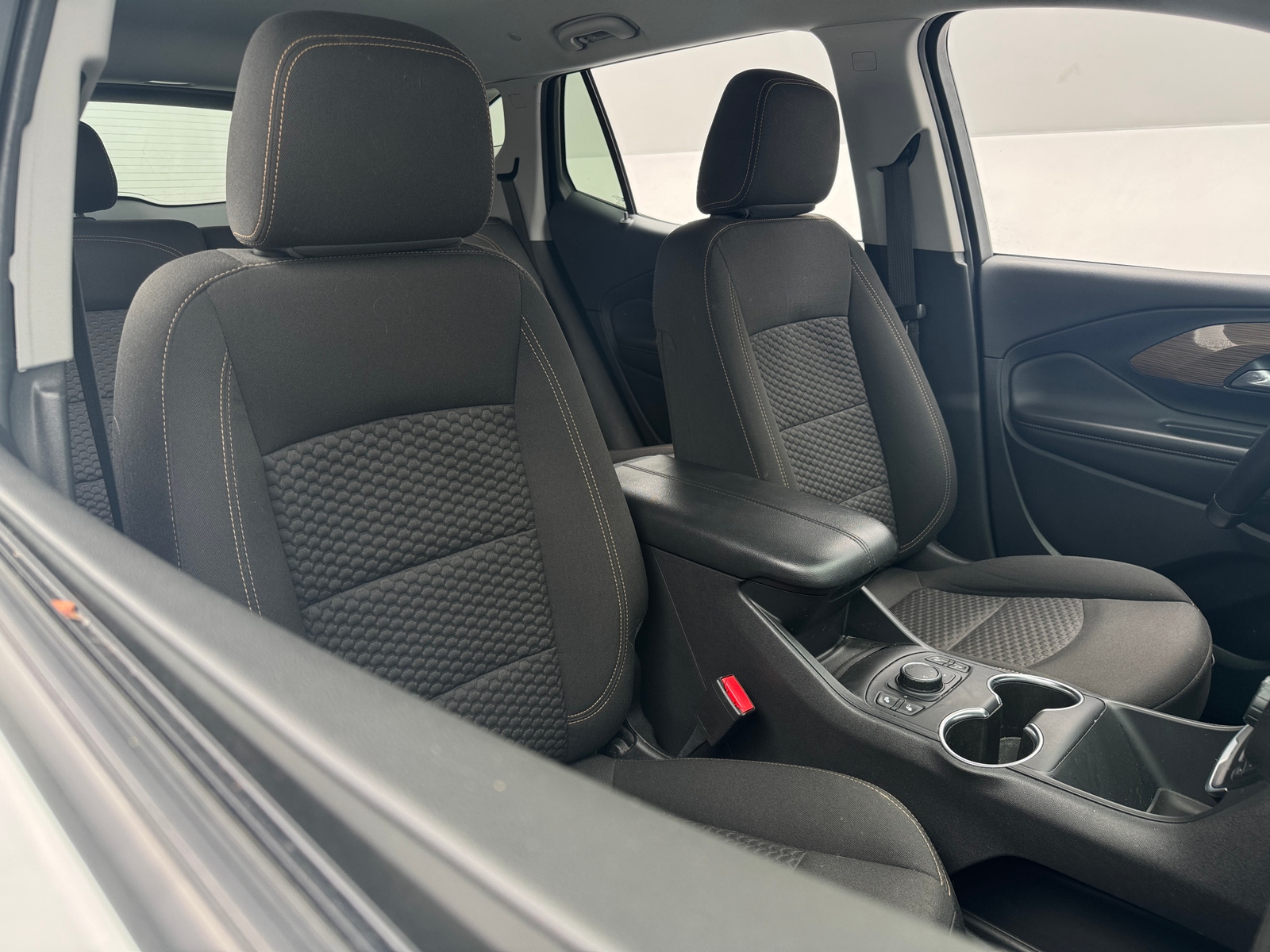 Thumbnail: 2020 GMC Terrain - 2
